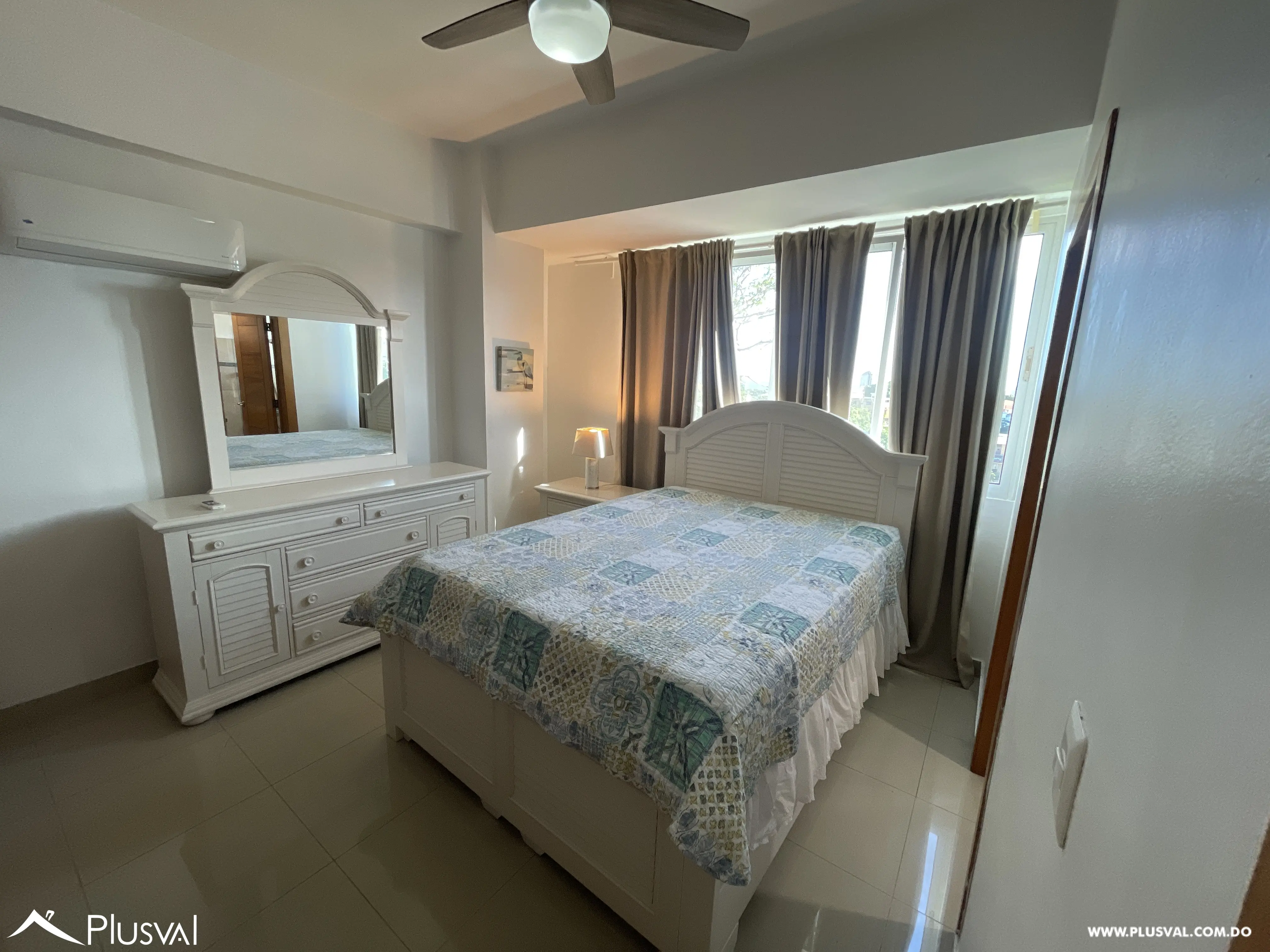 Apartamento de 3 habitaciones con vista al mar en Gazcue | 161 m² 483438