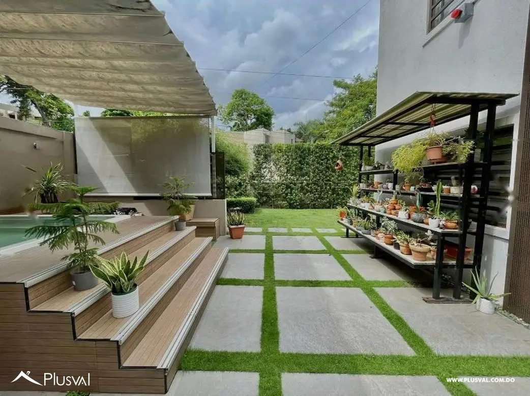 Casa en alquiler amueblada finamente con Patio y  Jacuzzi  en la mejor zona en Los Ríos 528250