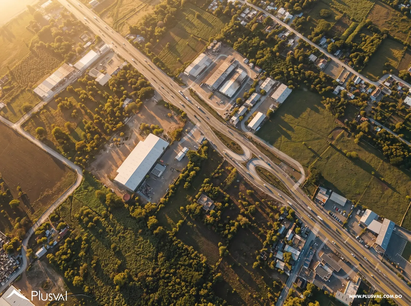 Terreno Comercial de Alto Tránsito con Acceso Directo a la Autopista Duarte 516777