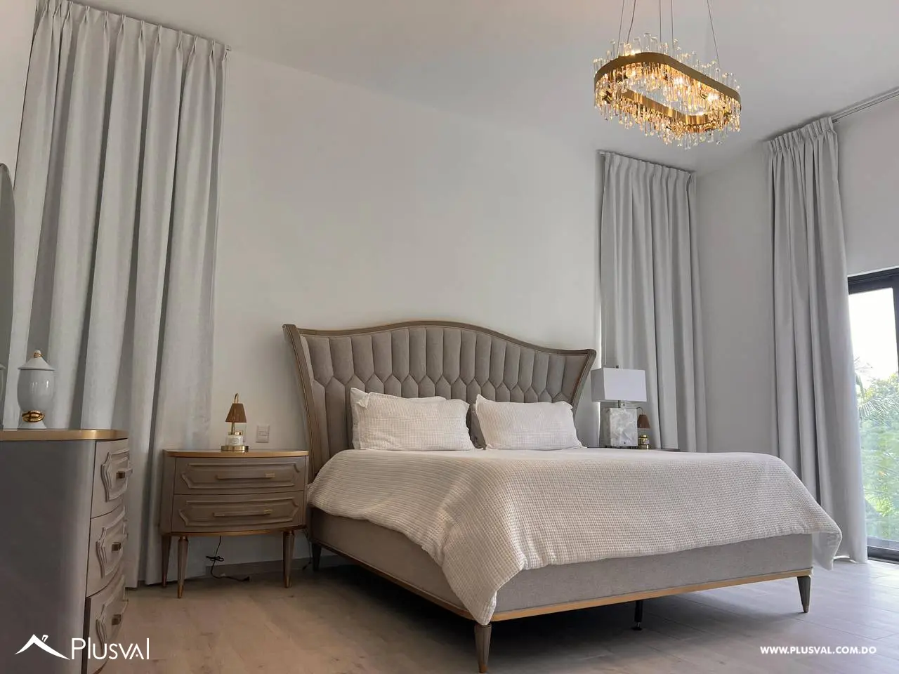 Casa en alquiler amueblada moderna de 4 habitaciones  en Cocotal Golf & Country Club 508058