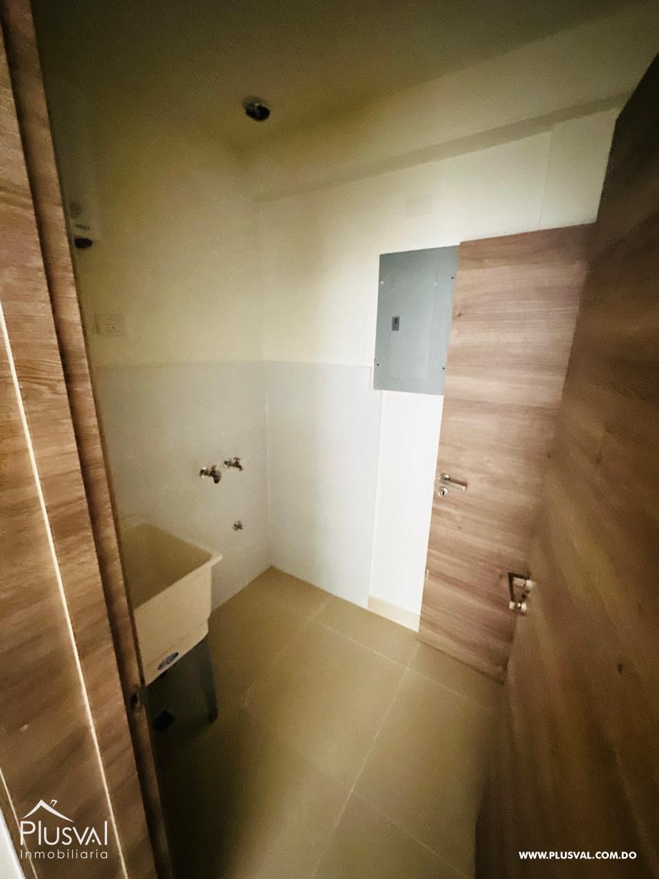 Apartamento moderno a estrenar en Serrallés con balcón y amenidades de primera 498660