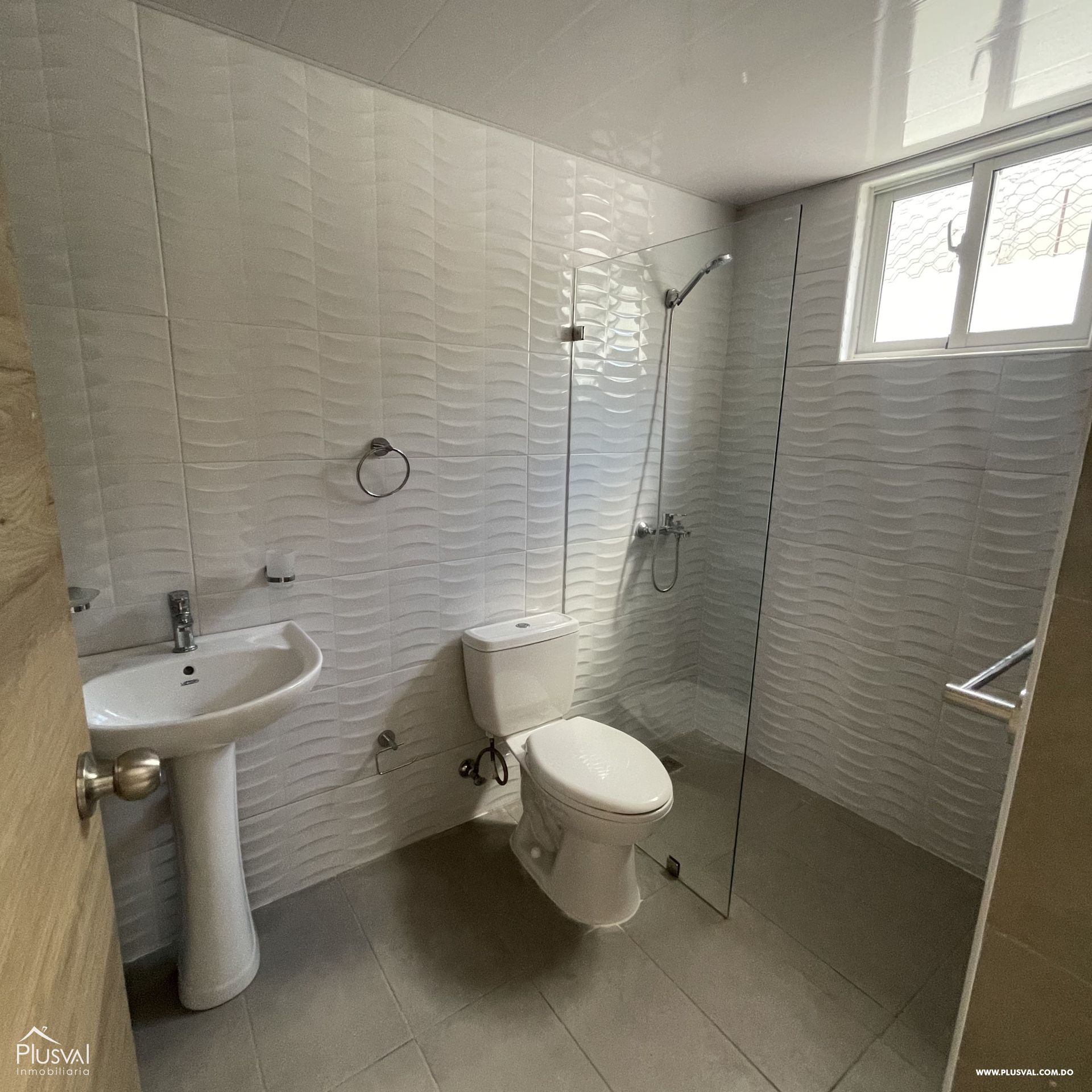 Apartamento de 3 habitaciones listo en Brisa Oriental. 383905