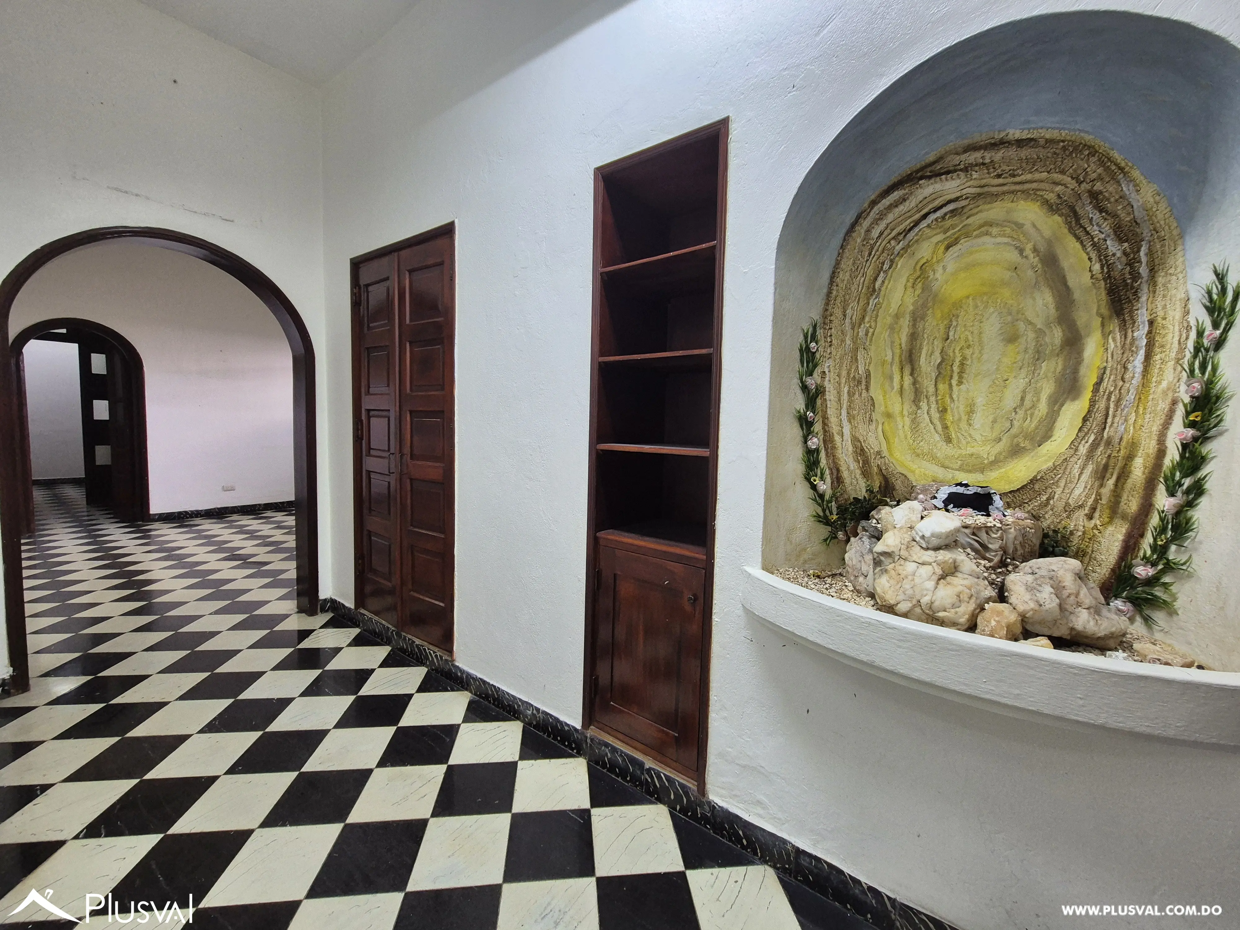 Casa en renta en el encantador sector de Gazcue 464250