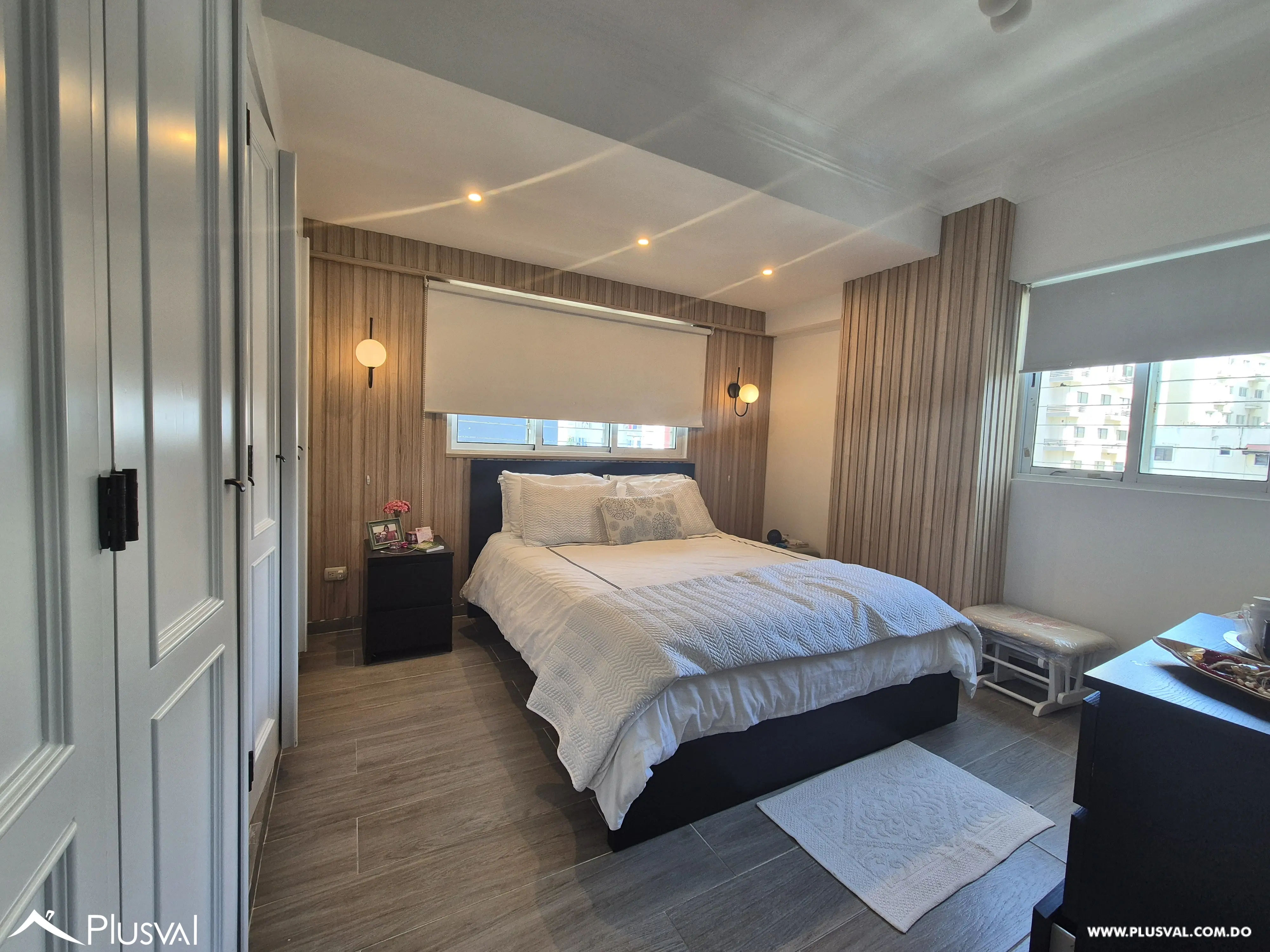 Apartamento en alquiler en Evaristo Morales SIN MOBILIARIO 485773