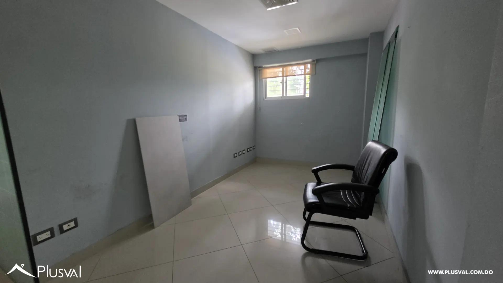Renta Local Comercial en la Wilton Churchill 501810