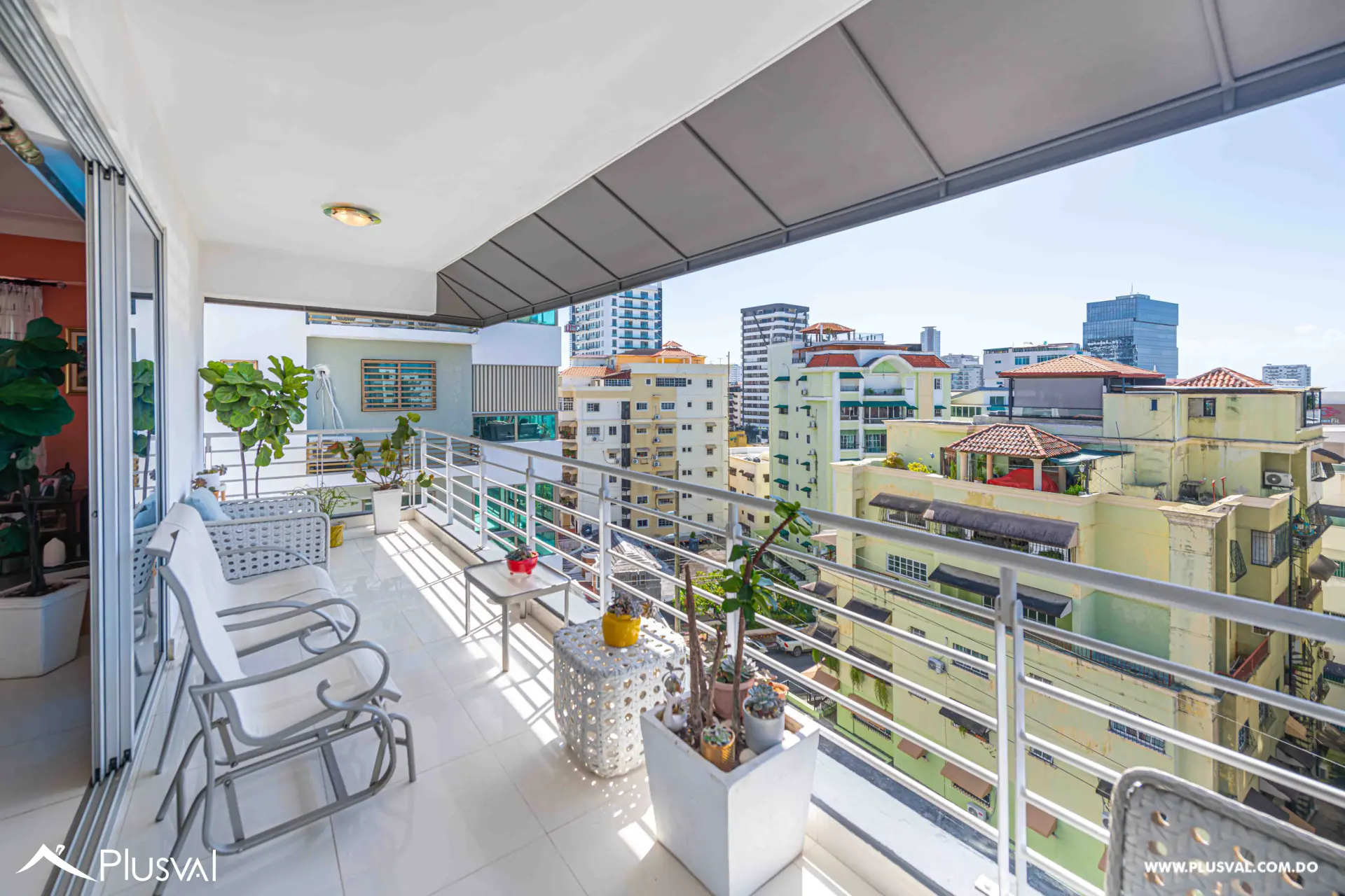 Amplio apartamento en venta en Mirador Norte 495544