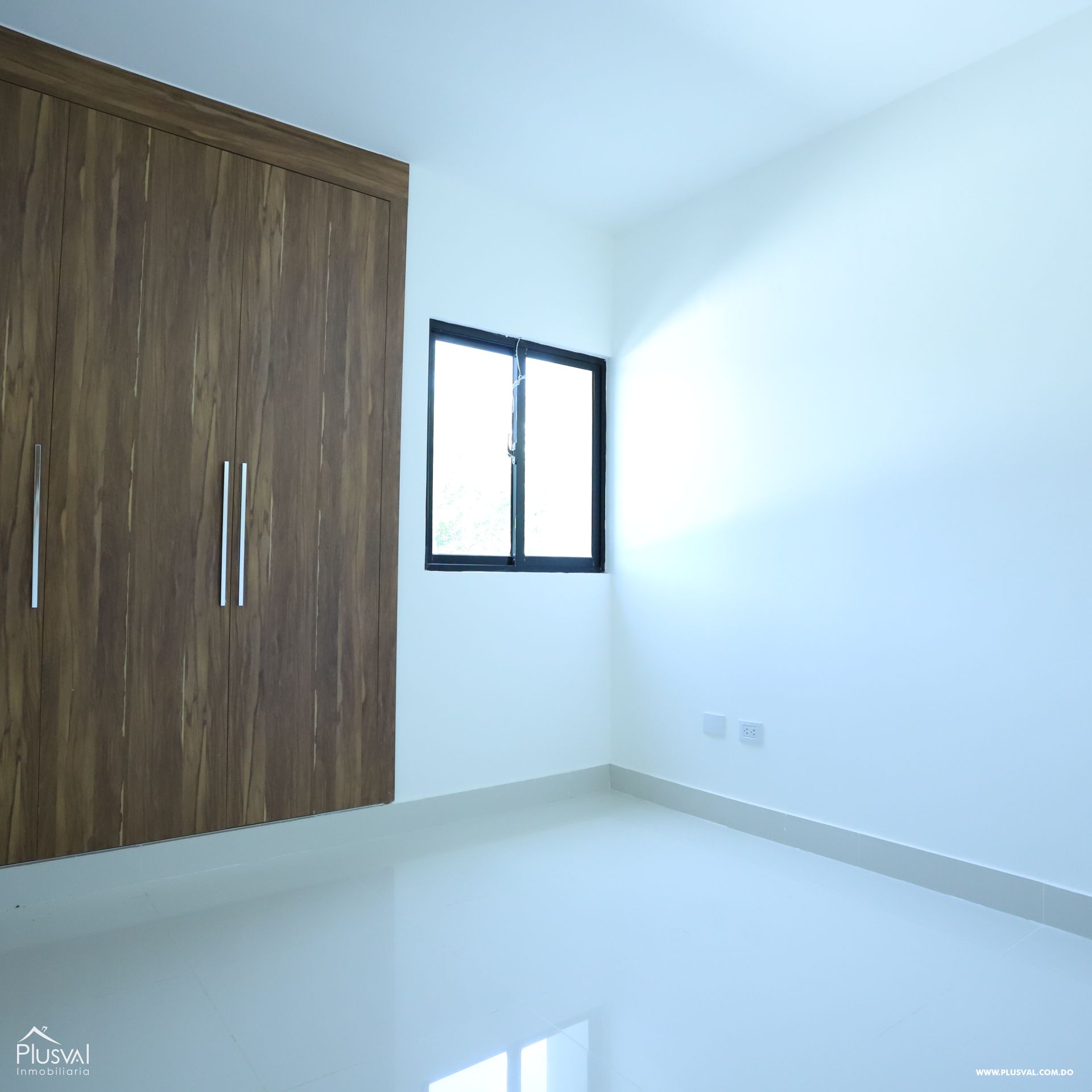Apartamento en renta de 3 habitaciones ubicado en un piso 7 424932
