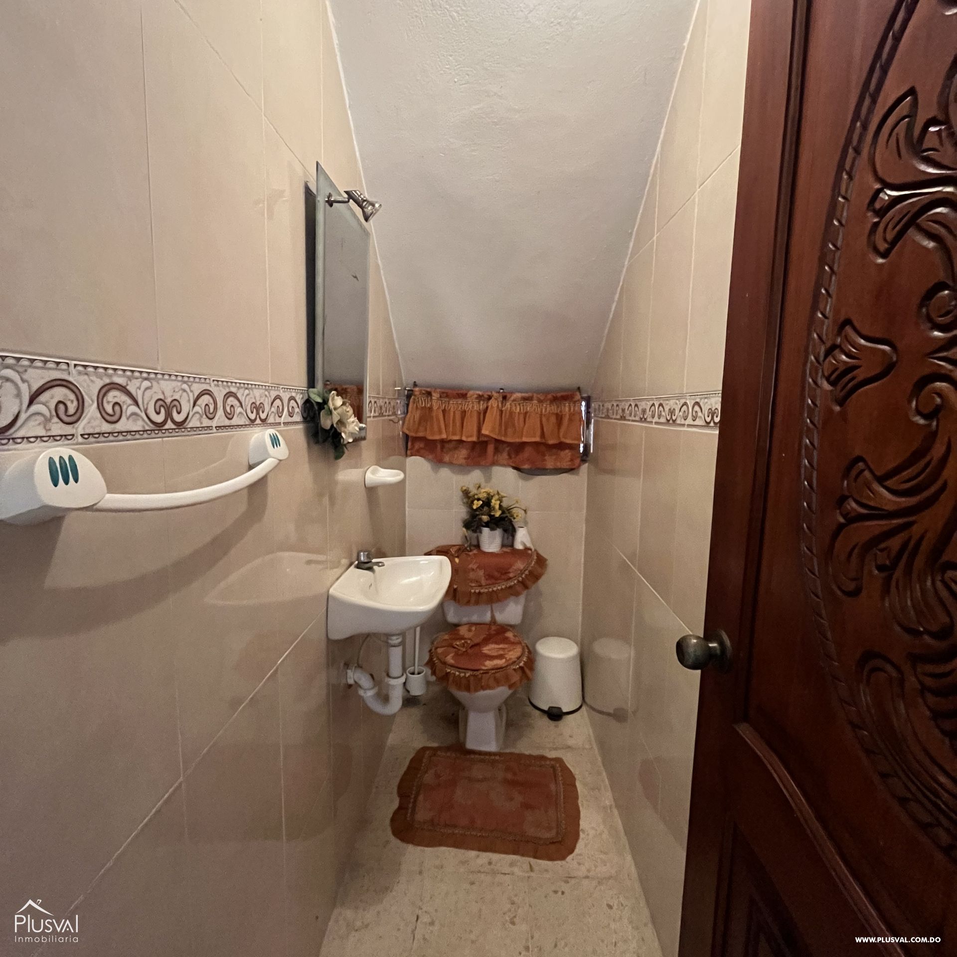 Casa en venta en Vista Hermosa en Santo Domingo Este 338240