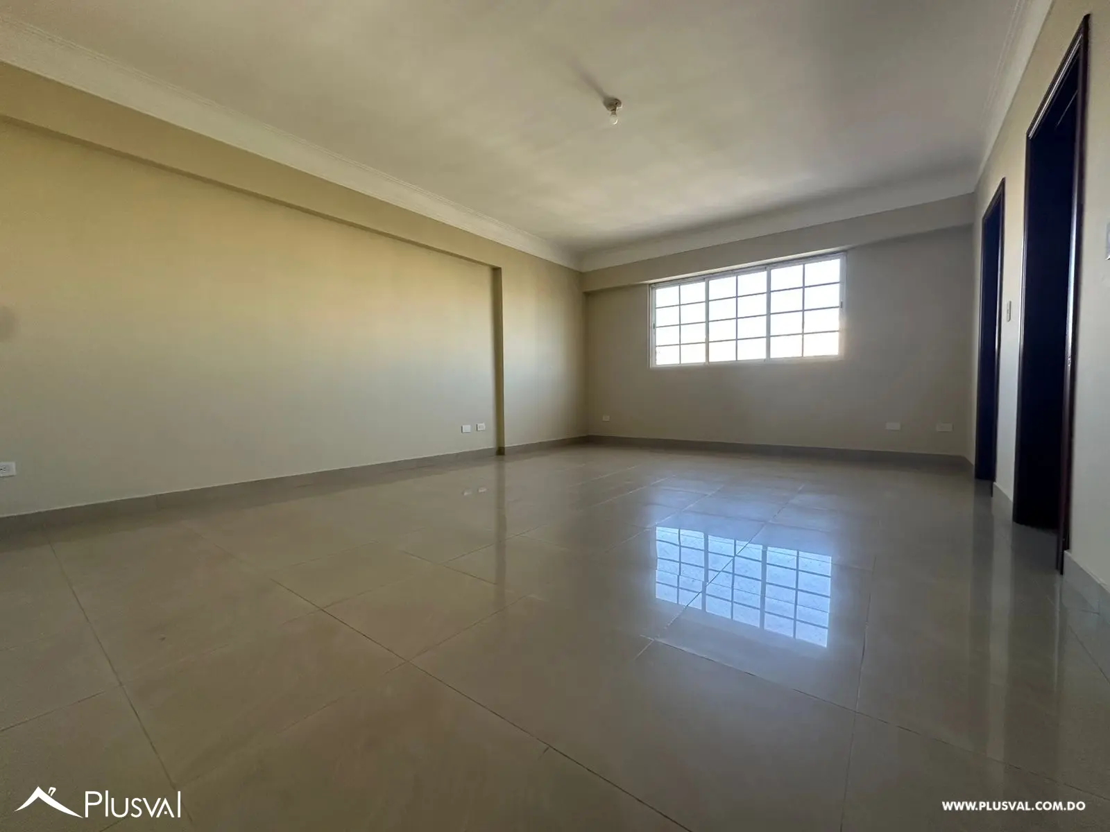 Amplio apartamento en la Esperilla 496333