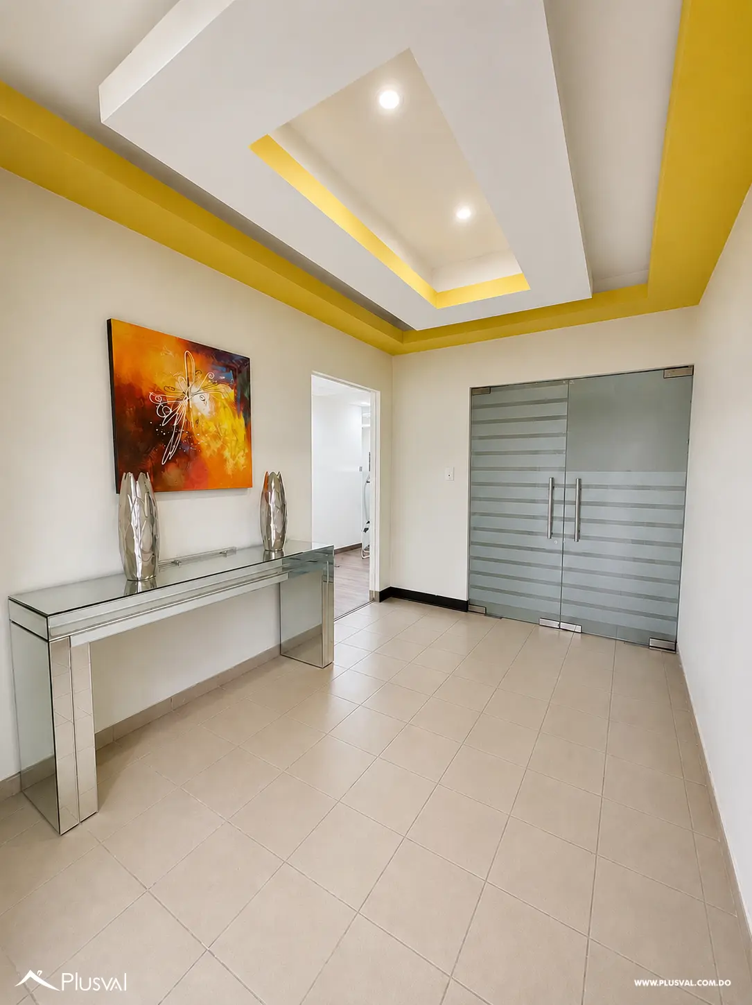 Alquilo Excelente Local Comercial en Torre Corporativa 518749