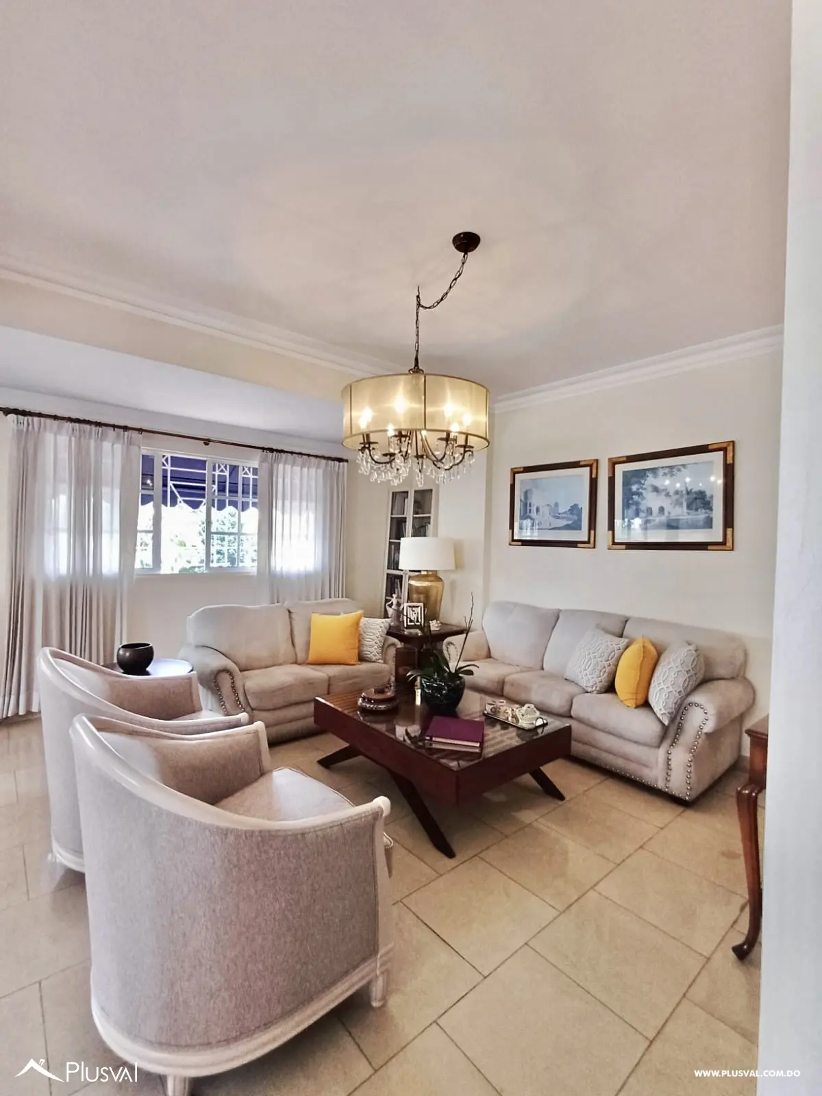 Apartamento en venta en Evaristo Morales, 3 habitaciones y 2 parqueos 534892