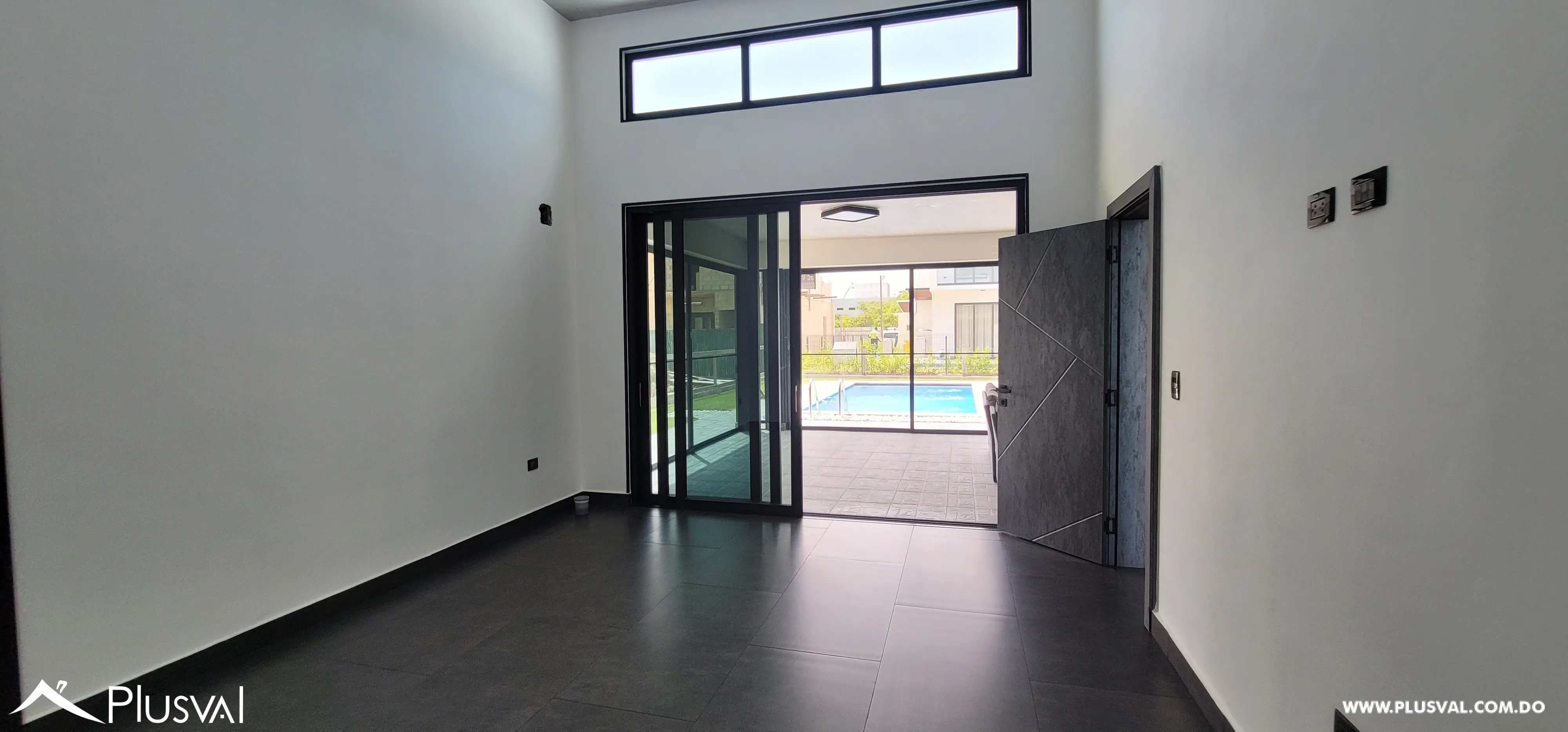 CASA 31 EN CALLE ALMENDRO, PASEO DEL SENDERO 527575