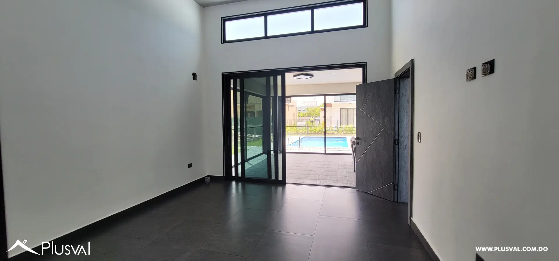 CASA 31 EN CALLE ALMENDRO, PASEO DEL SENDERO 527575