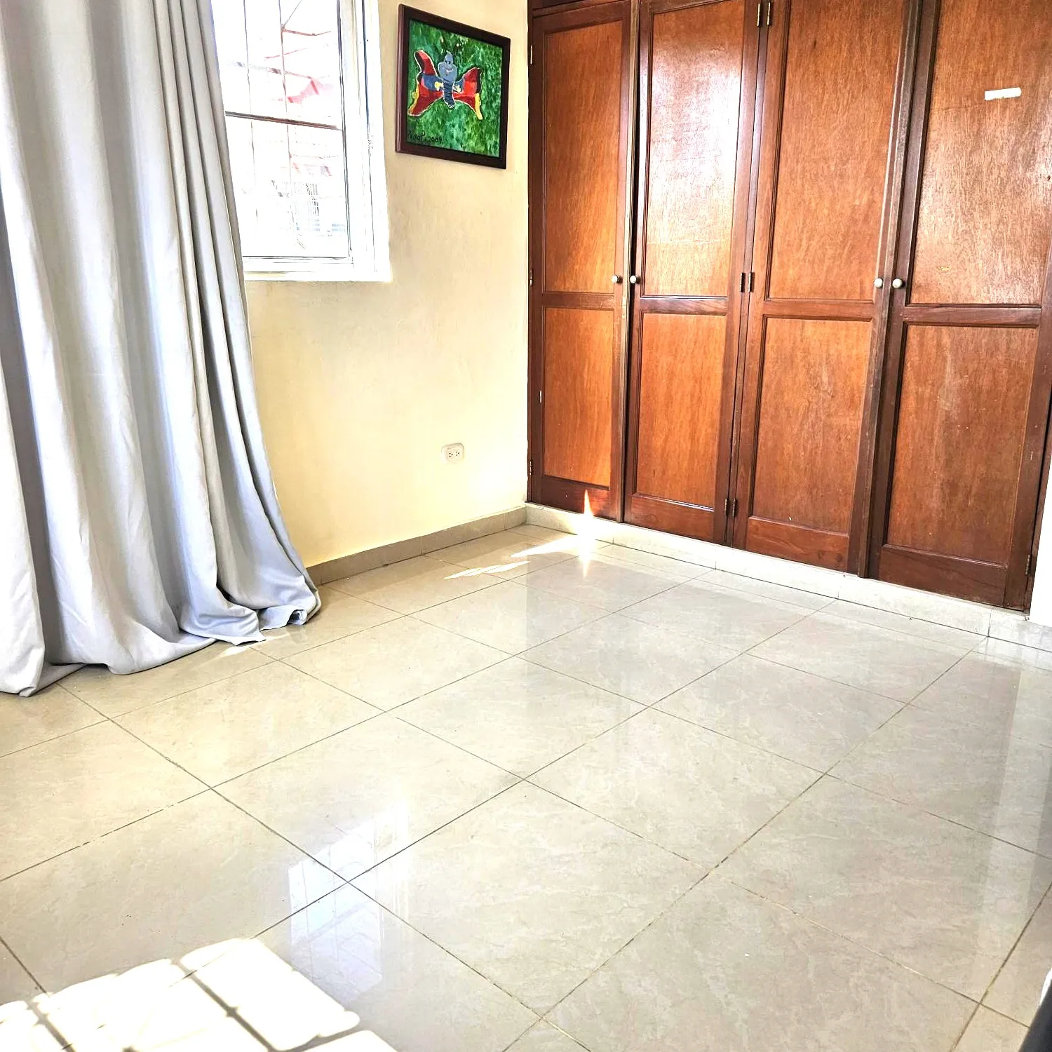Apartamento con Terraza en venta, frente al Parque Mirador Norte. 442656