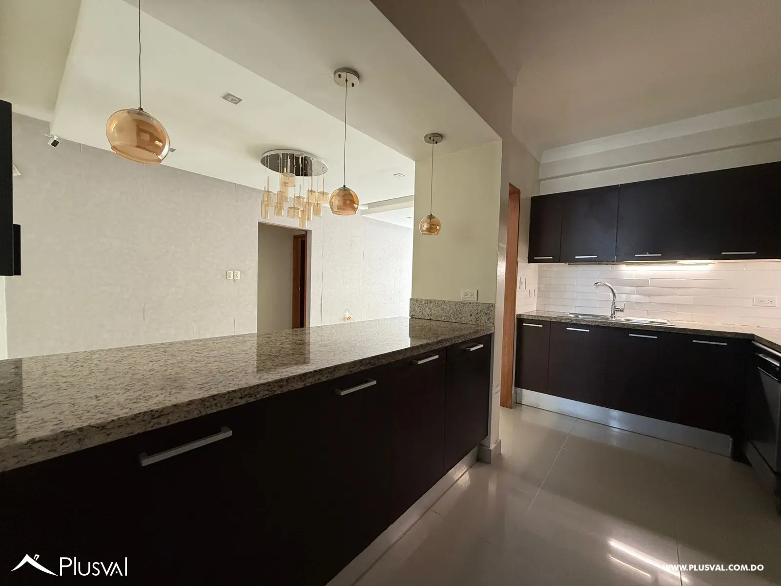 Moderno apartamento en venta en Evaristo 461896