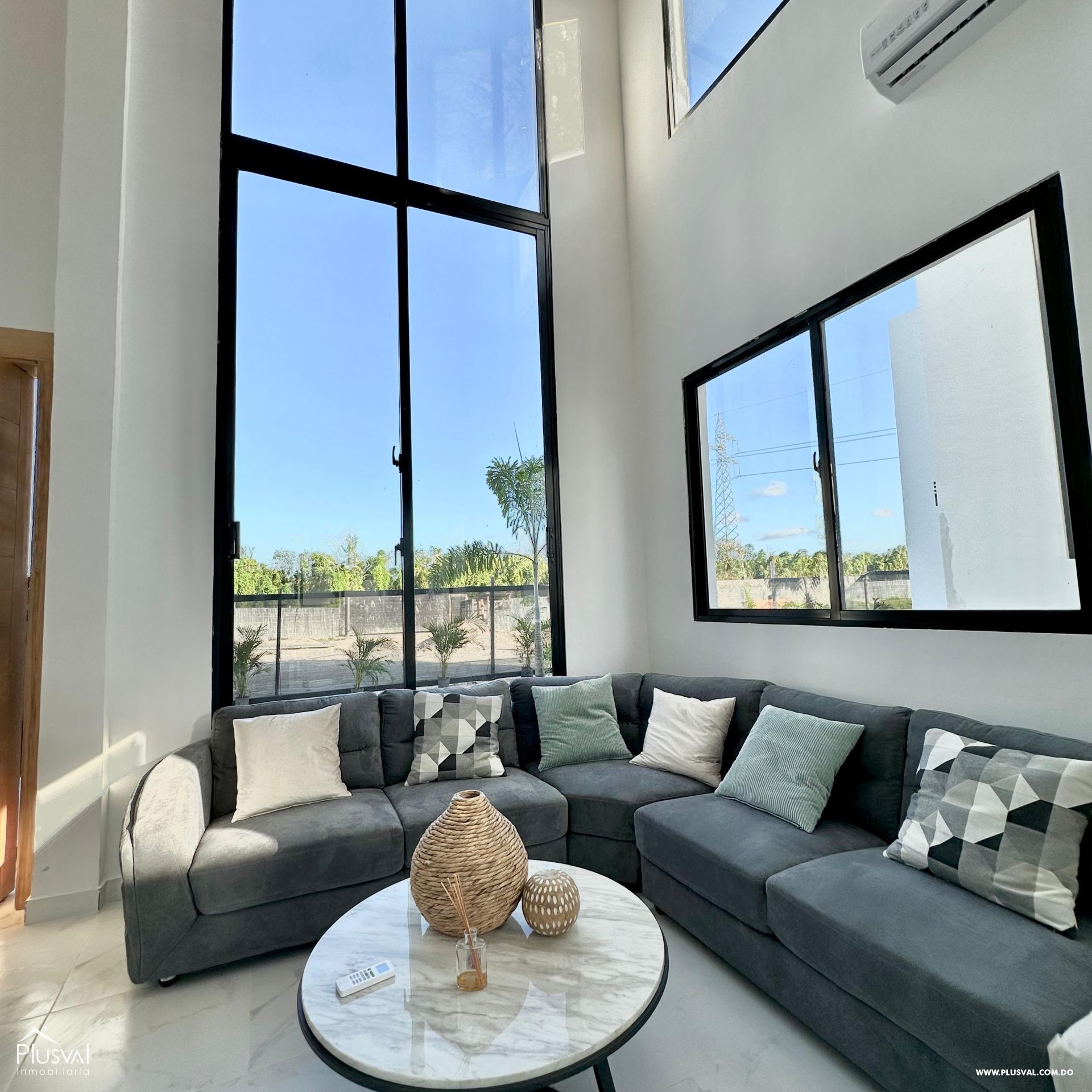 Exclusivas Villas en Bávaro, con un concepto minimalista acorde a los nuevos tiempos. 356618