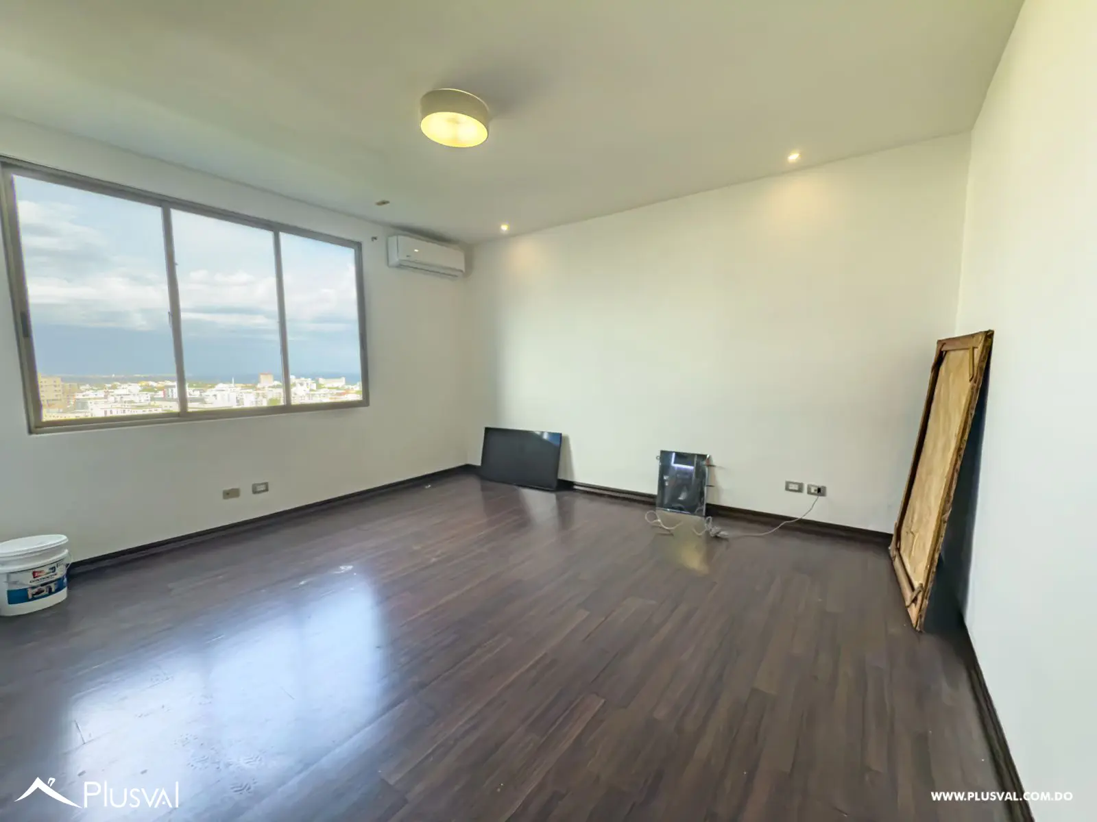 Penthouse Exclusivo en alquiler con Piscina Privada y Terraza en La Esperilla 458904