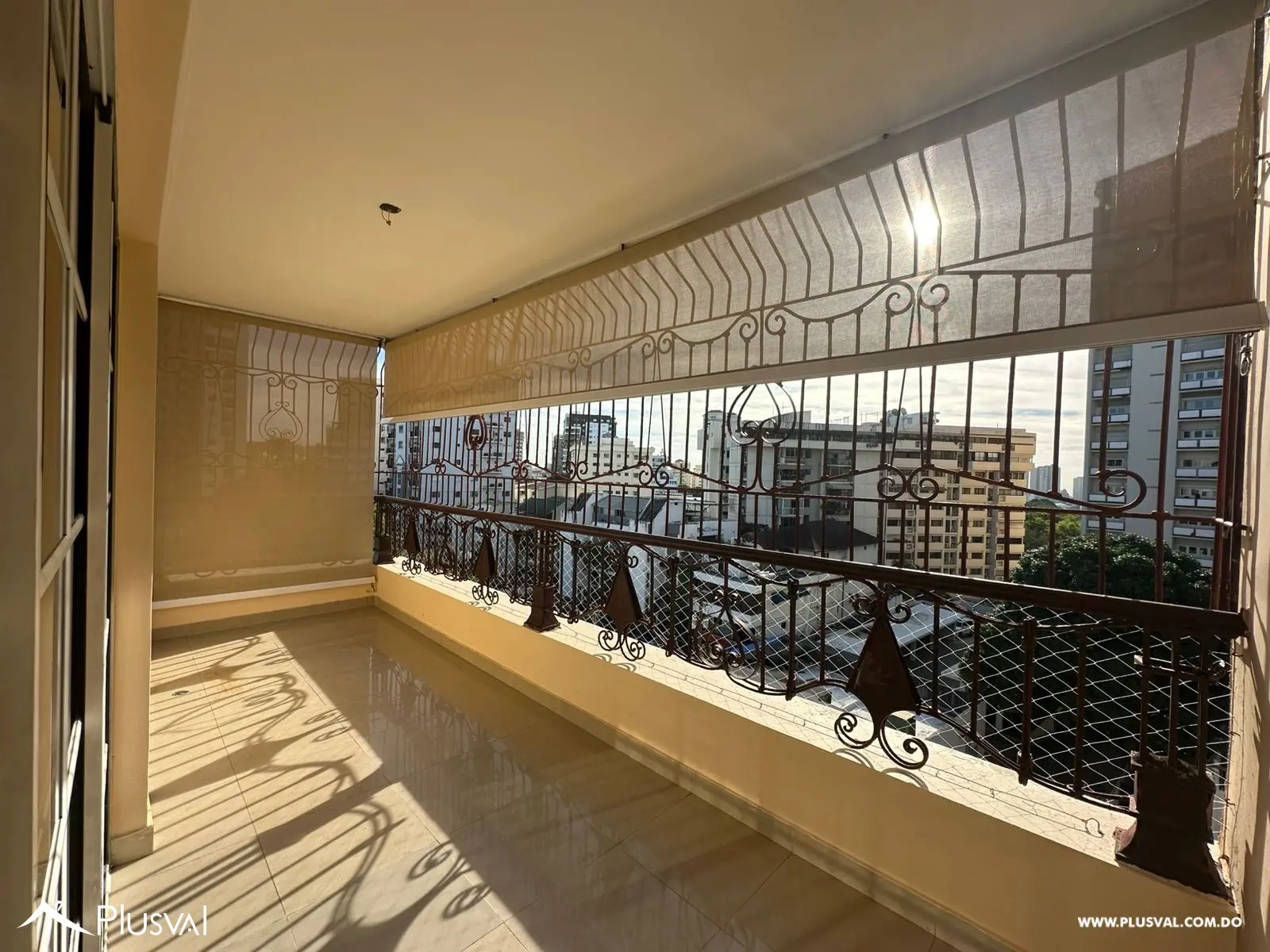 Amplio apartamento en la Esperilla 496331