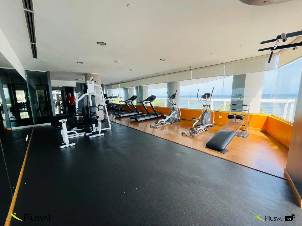 Apartamento amueblado con vista despejada al mar 449572