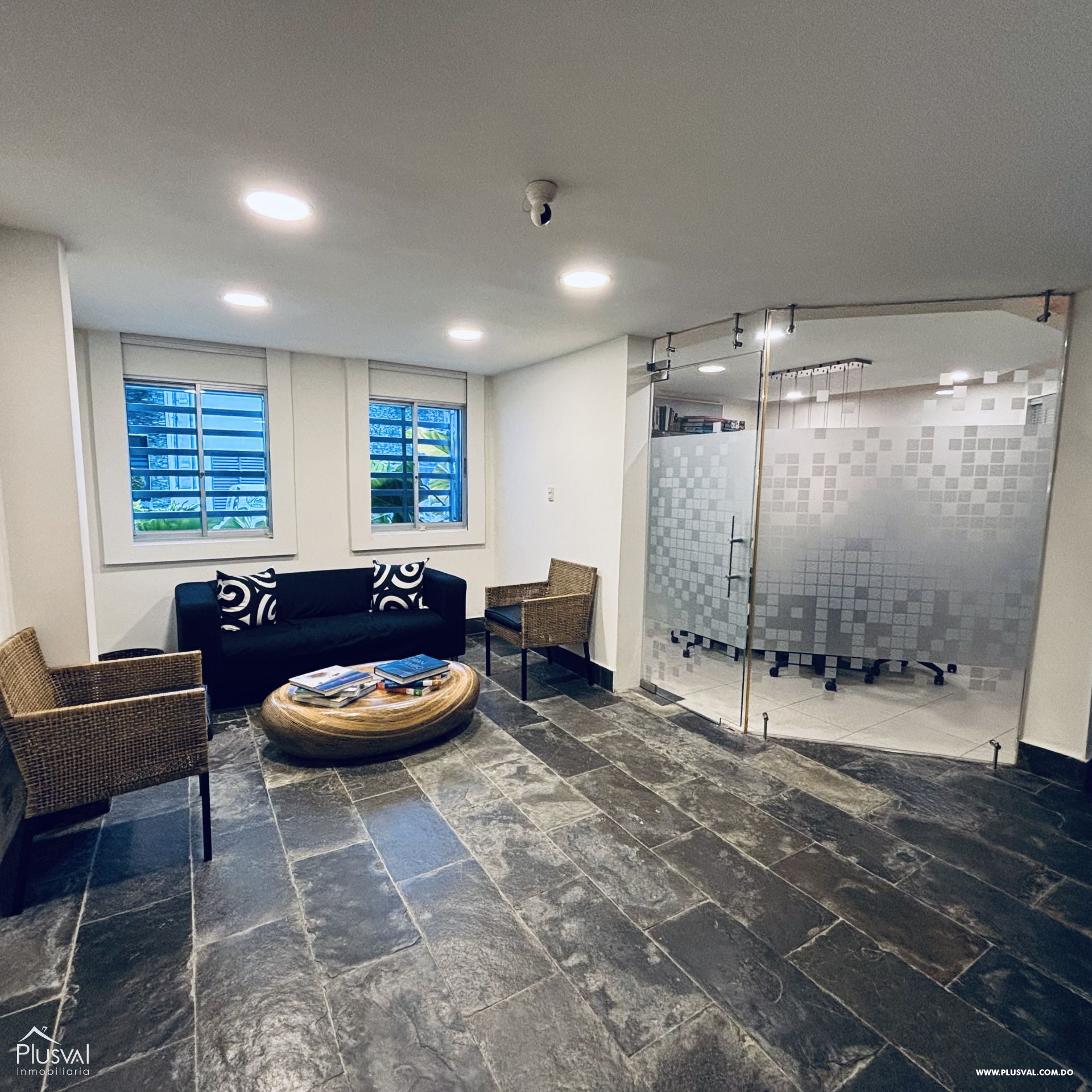 Propiedad comercial para oficinas o co-working 389336