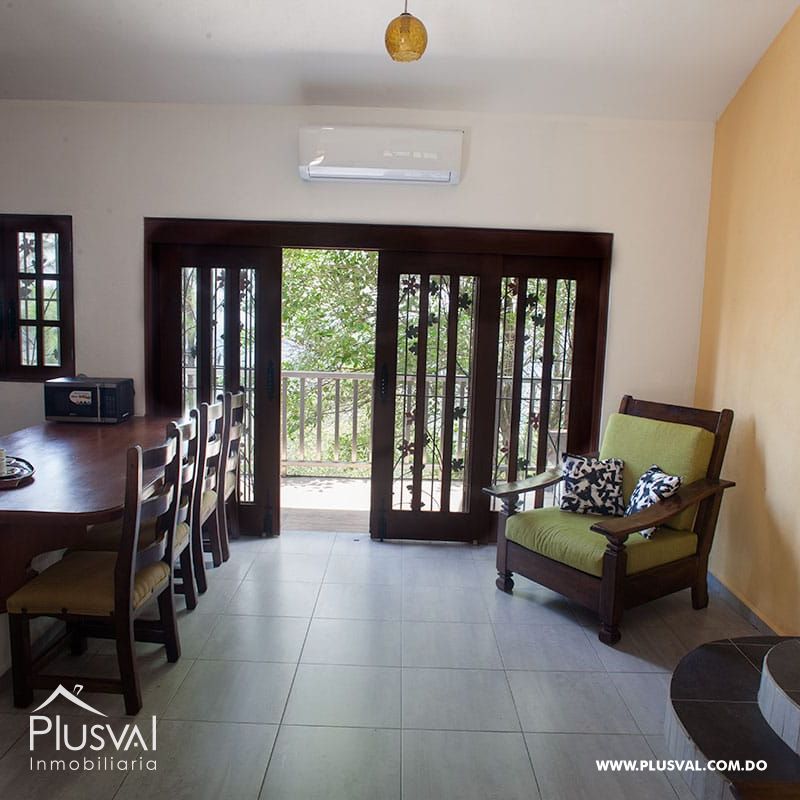 Venta de solar y 3 mejoras en  Jarabacoa 293464