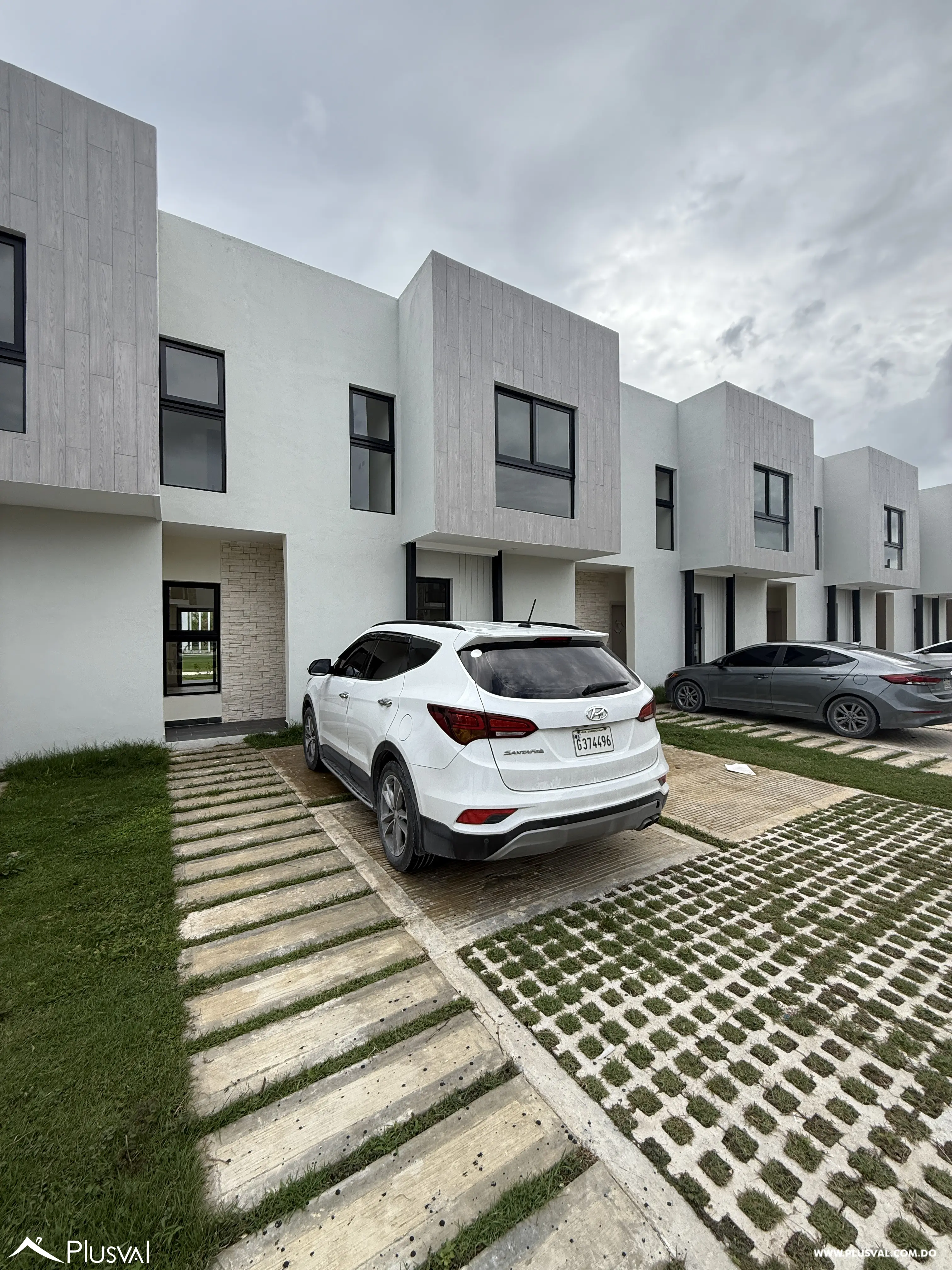 Villa en Venta en Vista Cana con Patio y Terraza 522443