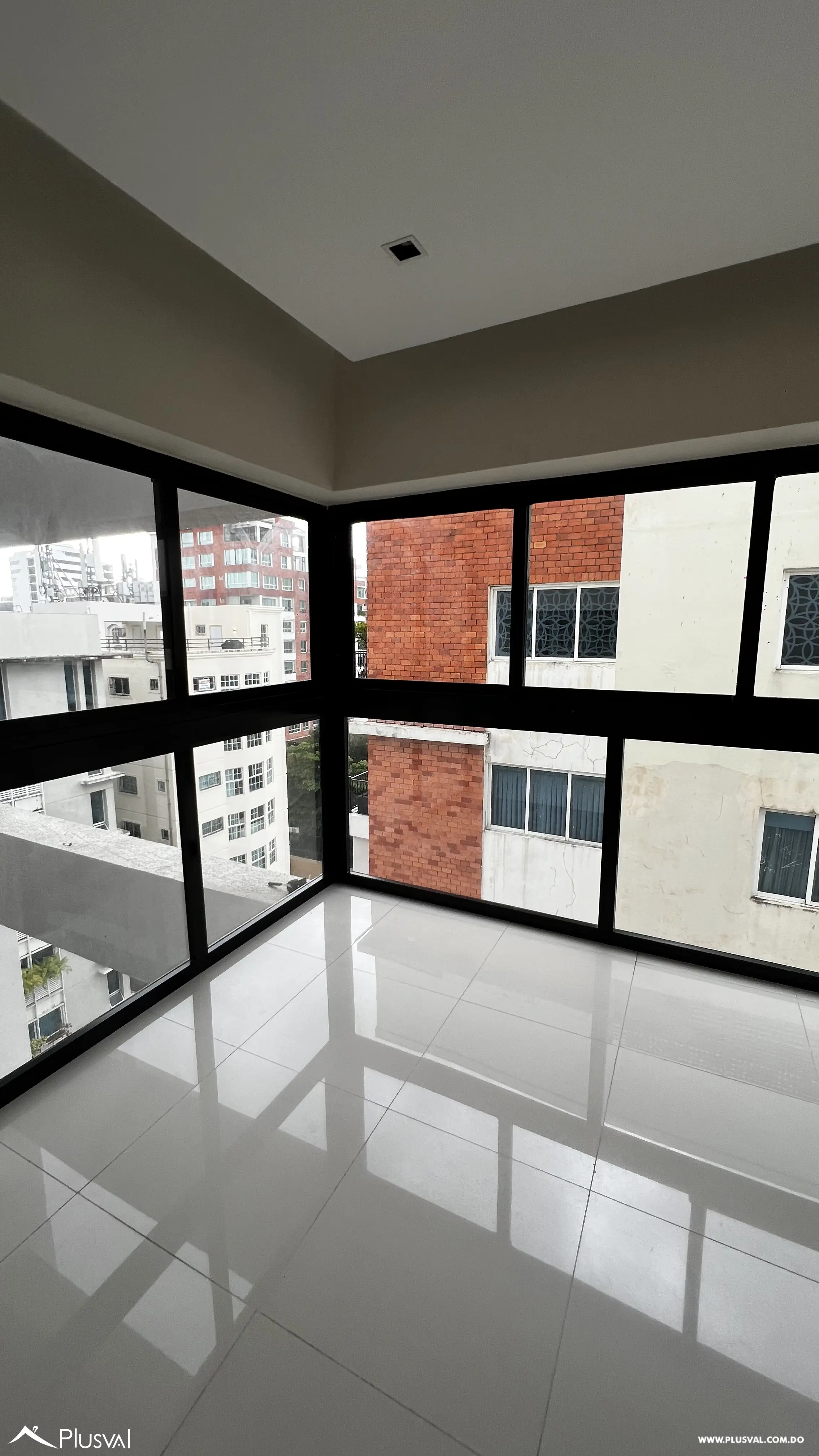 Apartamento de una habitación con linea blanca en Serralles 457682