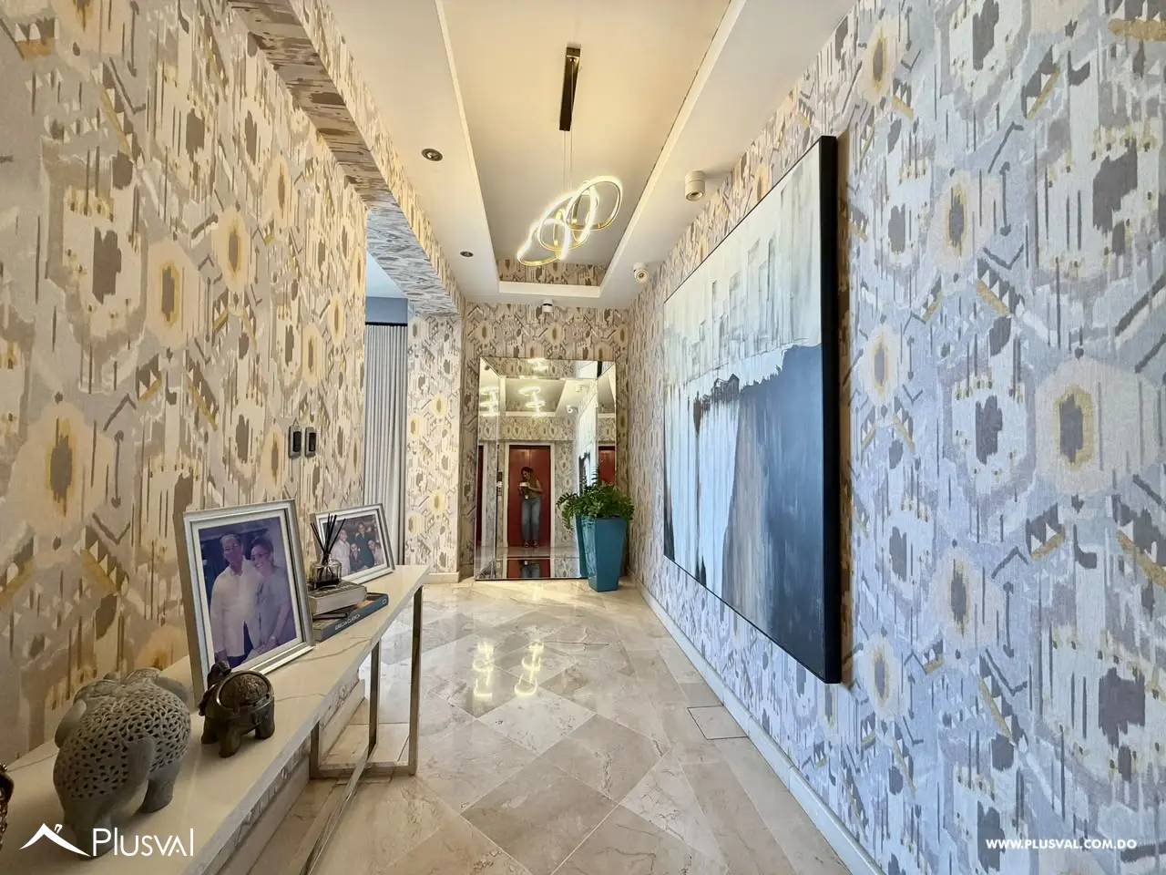 Apartamento de Lujo en Venta en Los Cacicazgos | 3 Hab., 3 Parqueos, Vista al Mar 527171