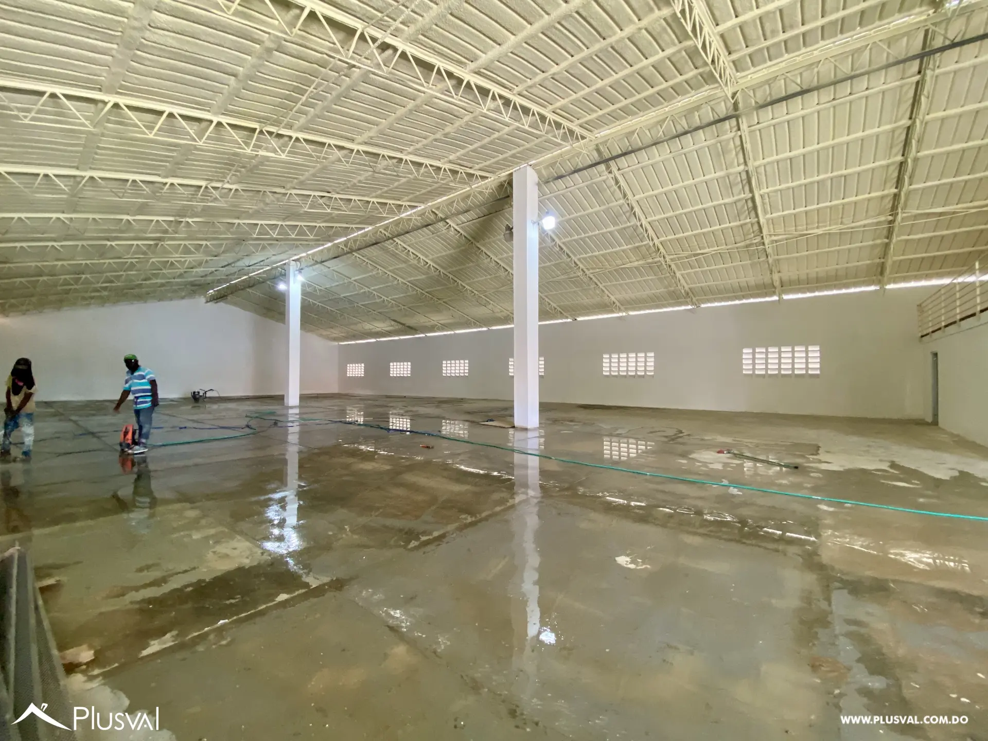 Alquiler de Nave Industrial 800 m² con oficinas y mezzanine en la Av. Independencia 455425