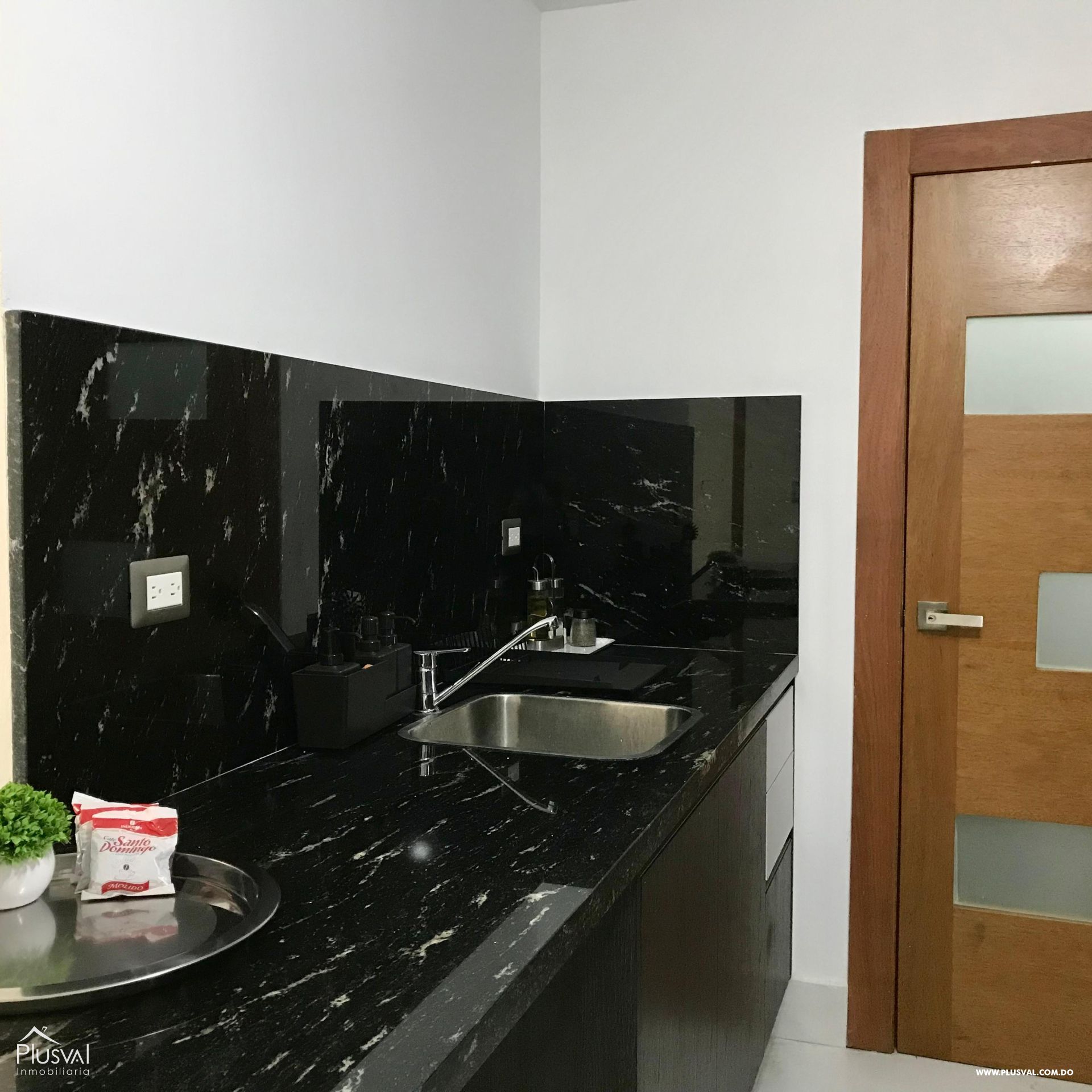 Apartamento en alquiler, en Piantini 321515