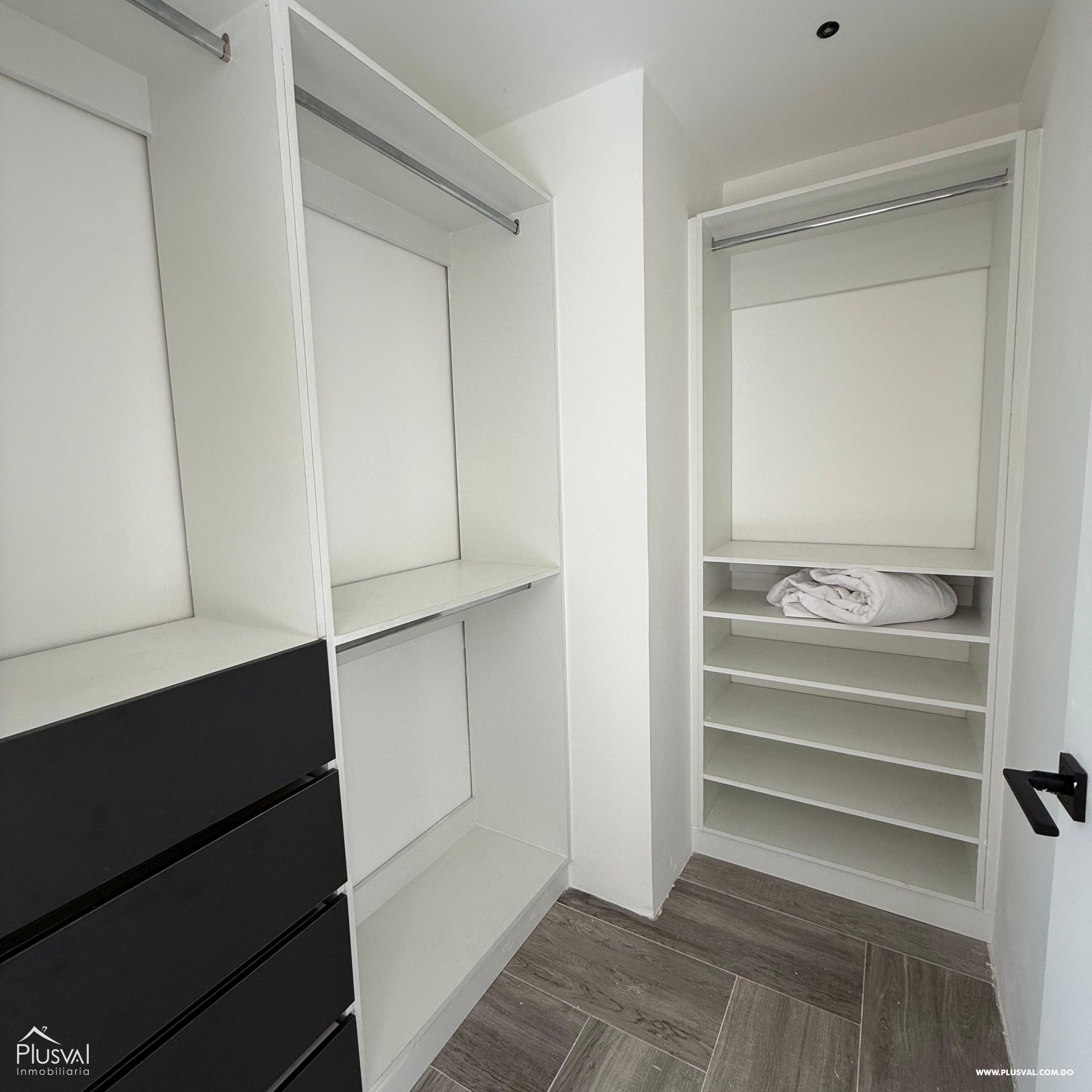 Apartamento en venta finamente amueblado  en Naco 411165