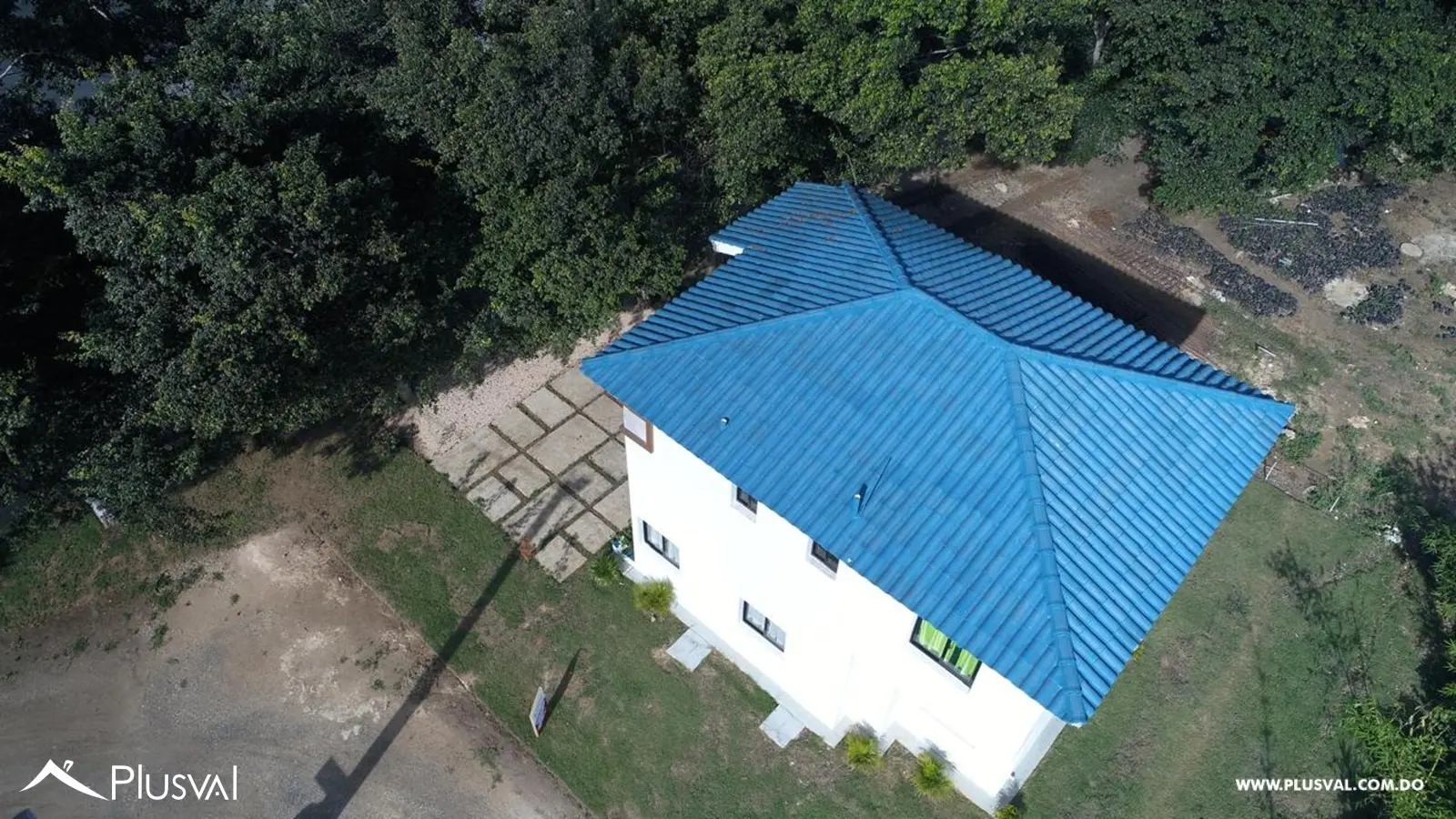 Casas de dos niveles en proyecto cerrado en Boca Chica 524841