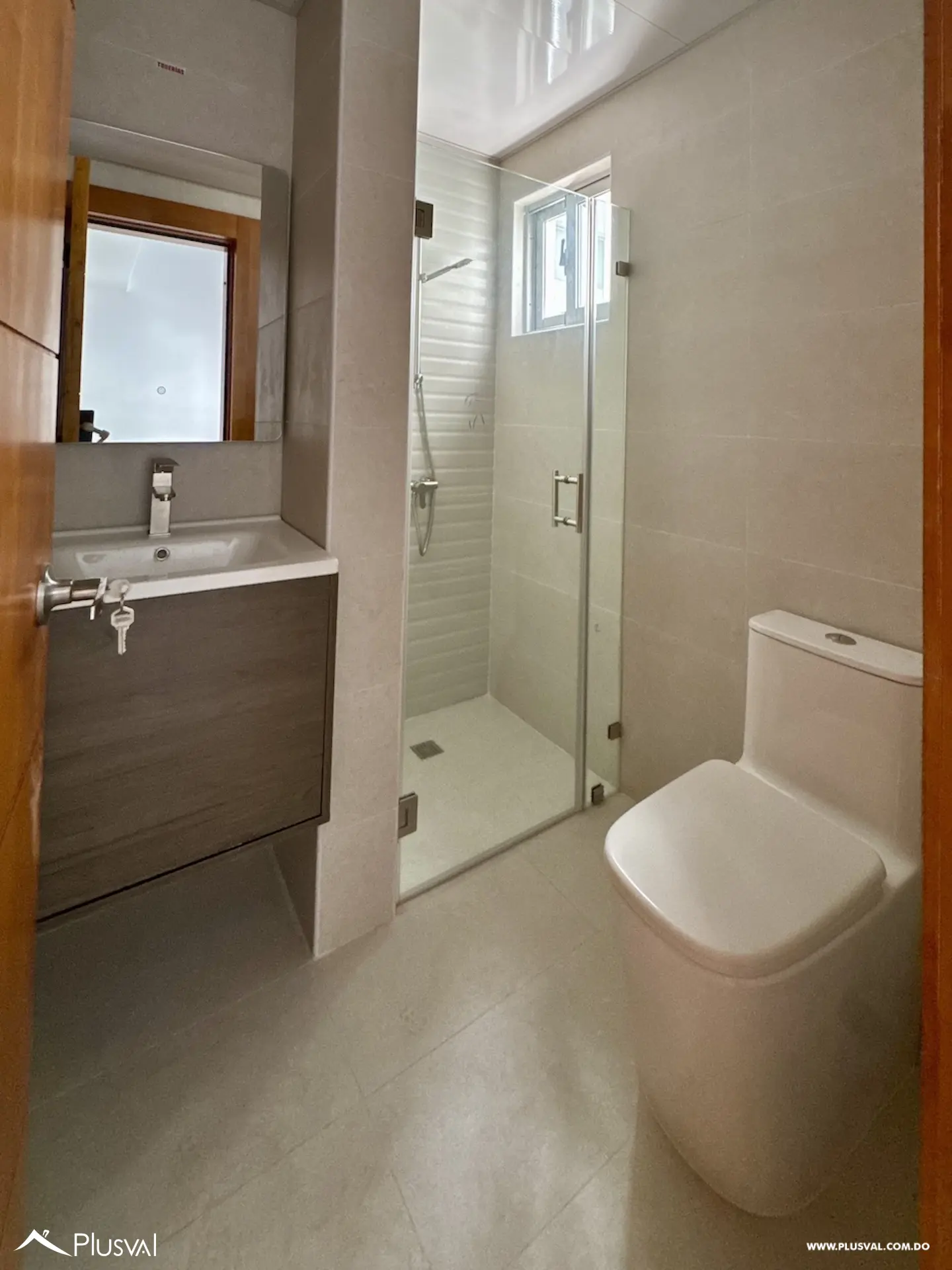 Apartamento en venta de 3 habitaciones mas terraza en Mirador Norte 492829