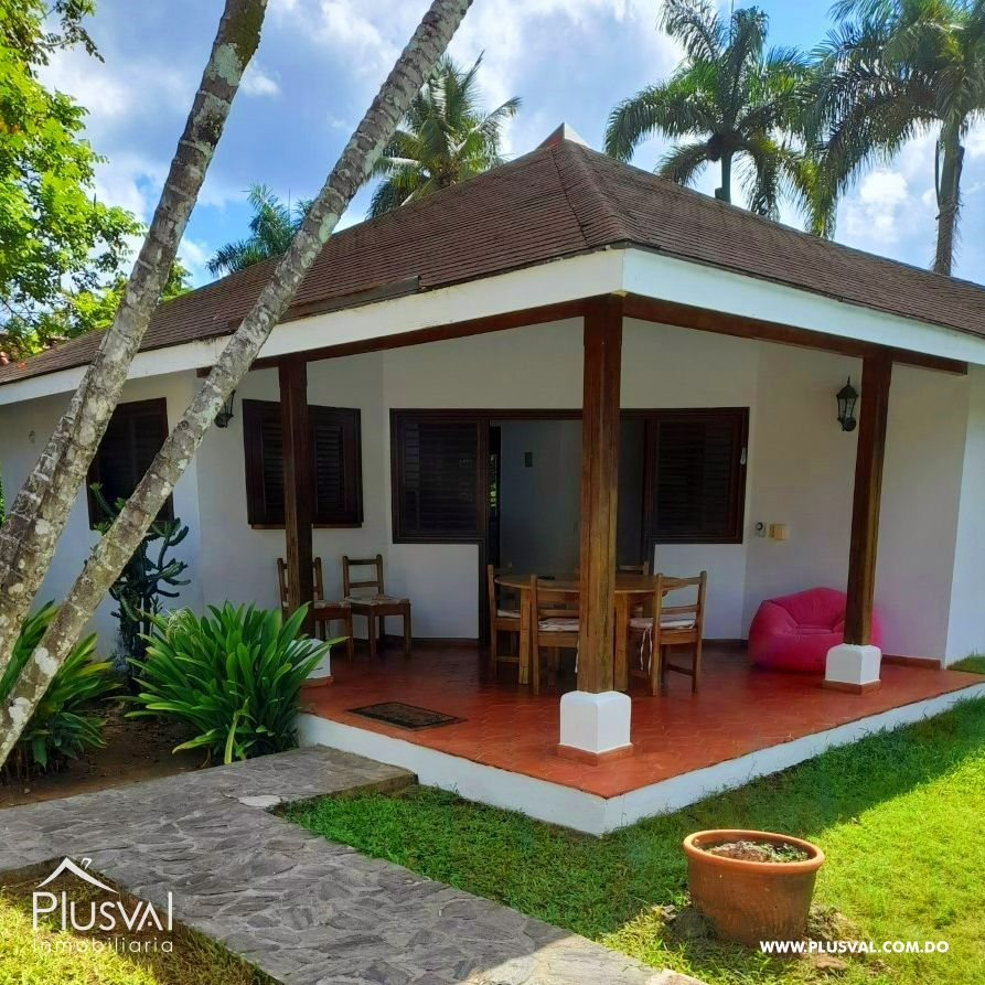 Complejo de 2 Villas y 1 Bungalow 242433