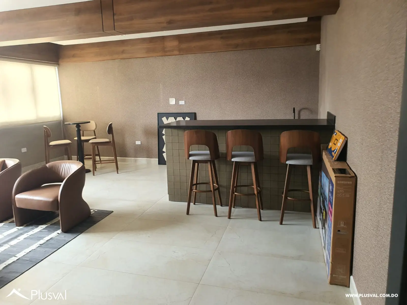 Apartamento en alquiler de 2 habitaciones en Evaristo Morales 497203