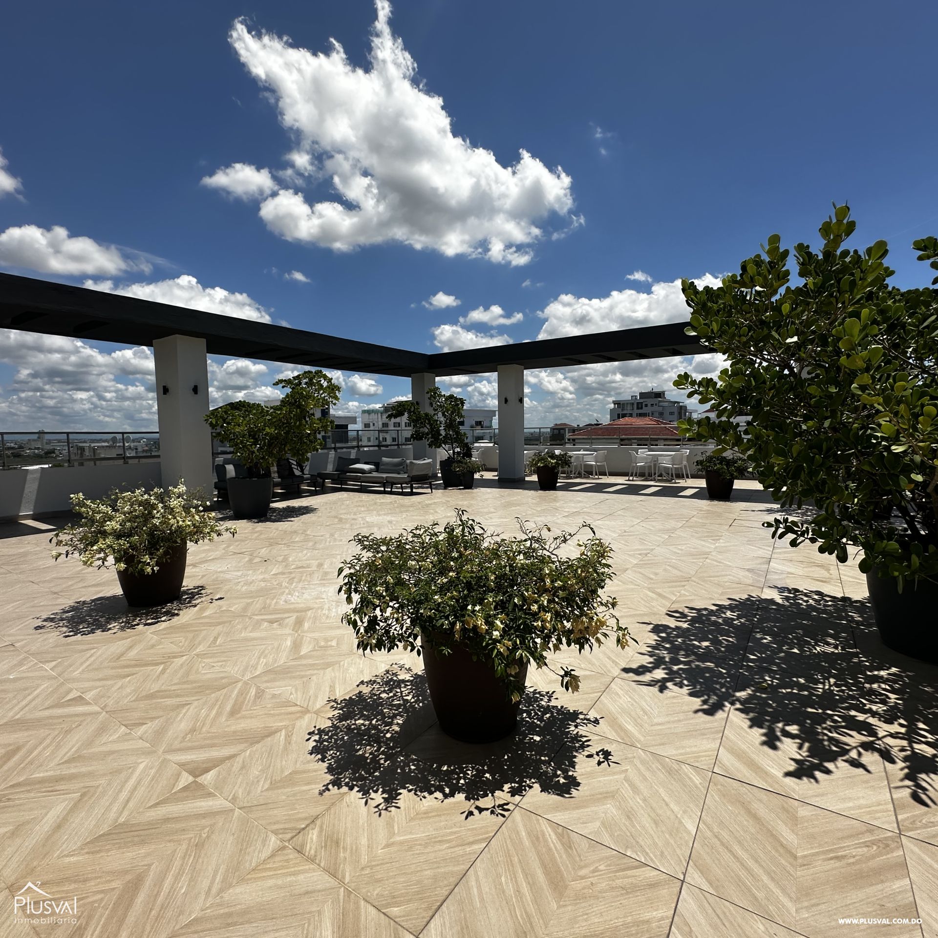 Cómodo apartamento de 2 habitaciones en el centro de Naco 440436