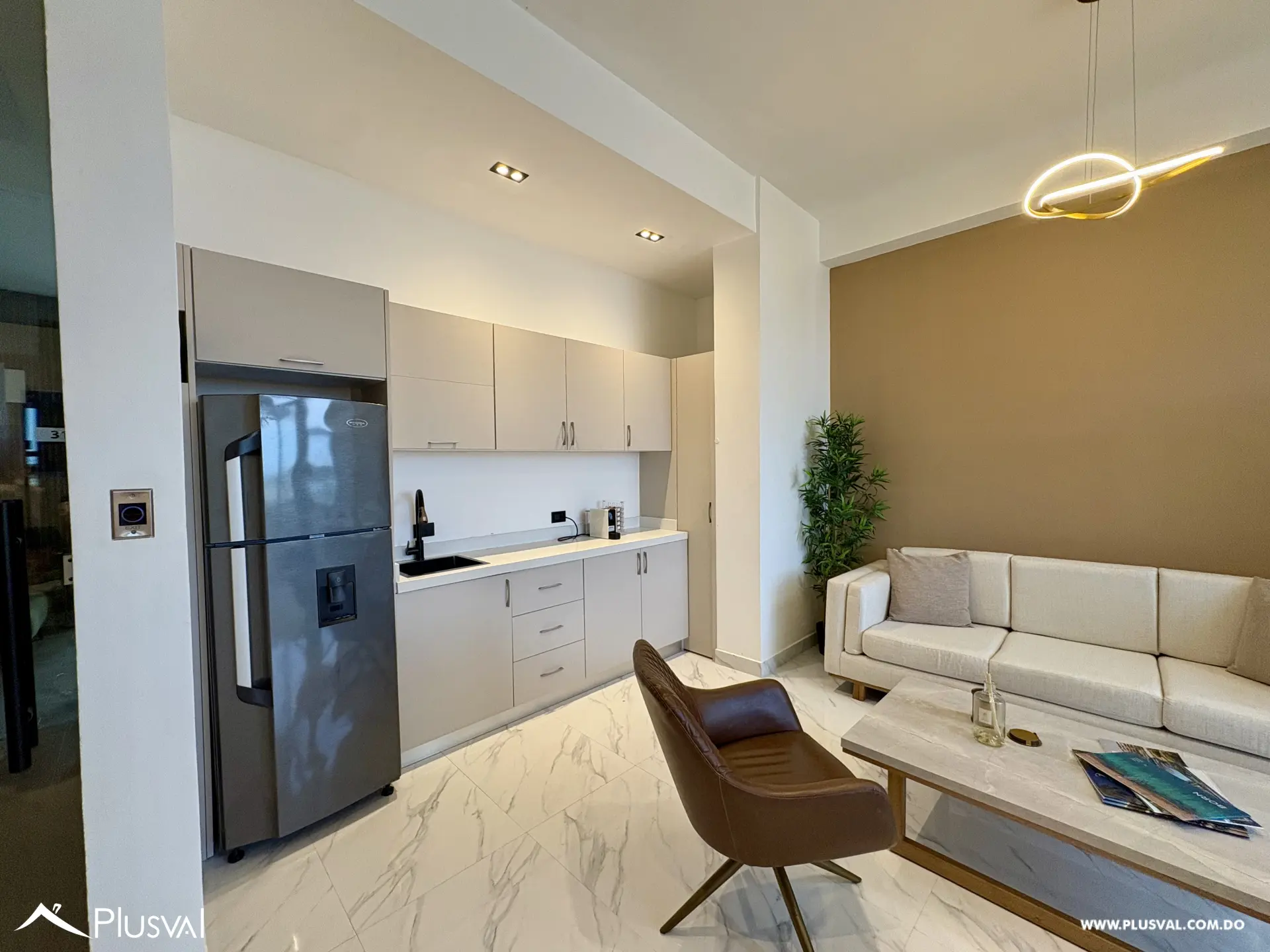 Oficina Amueblada en Alquiler | Central Park, Downtown Punta Cana 517675