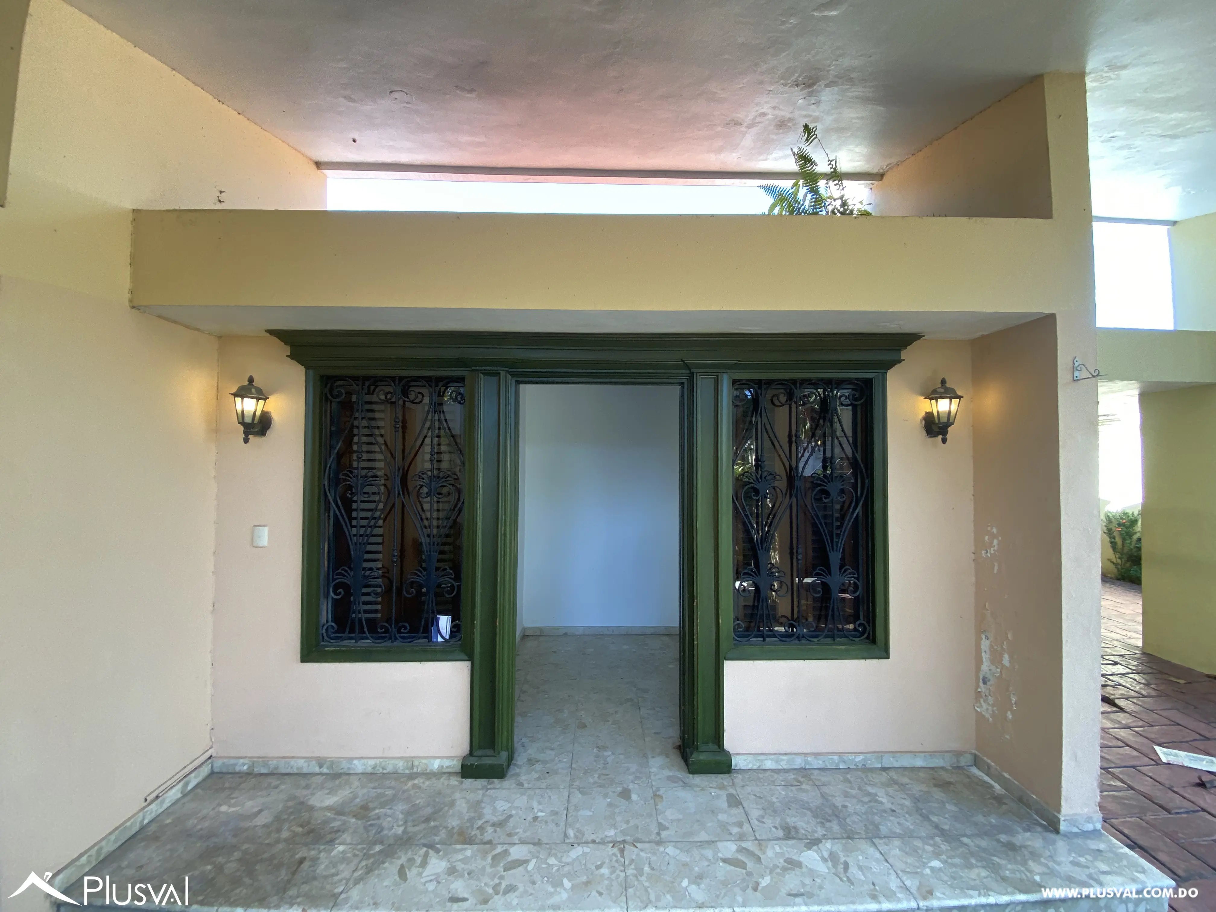 Casa de 5 Habitaciones en la Castellana, DN. 487829