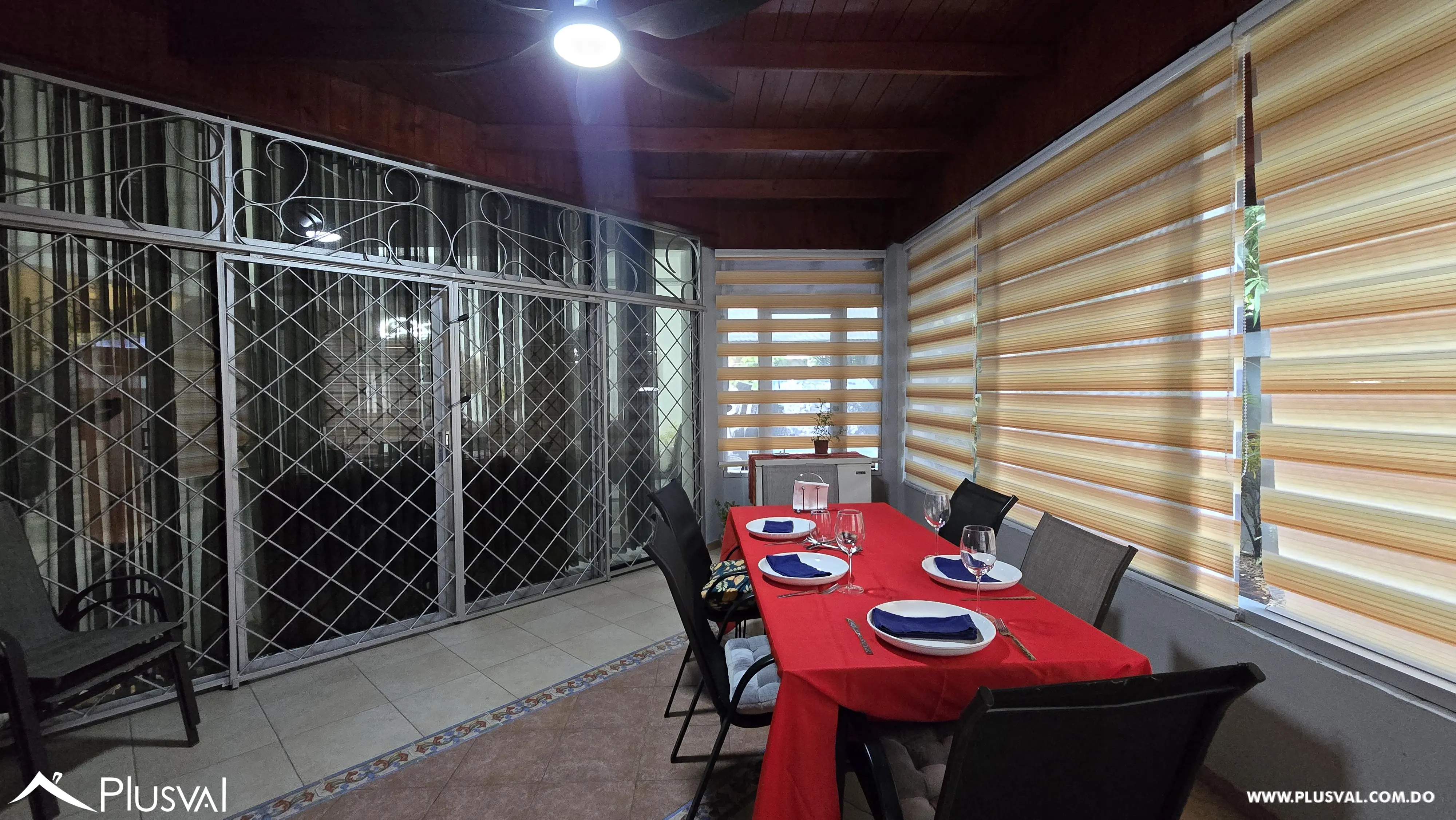 Casa  en Venta, en la Castellana 482156