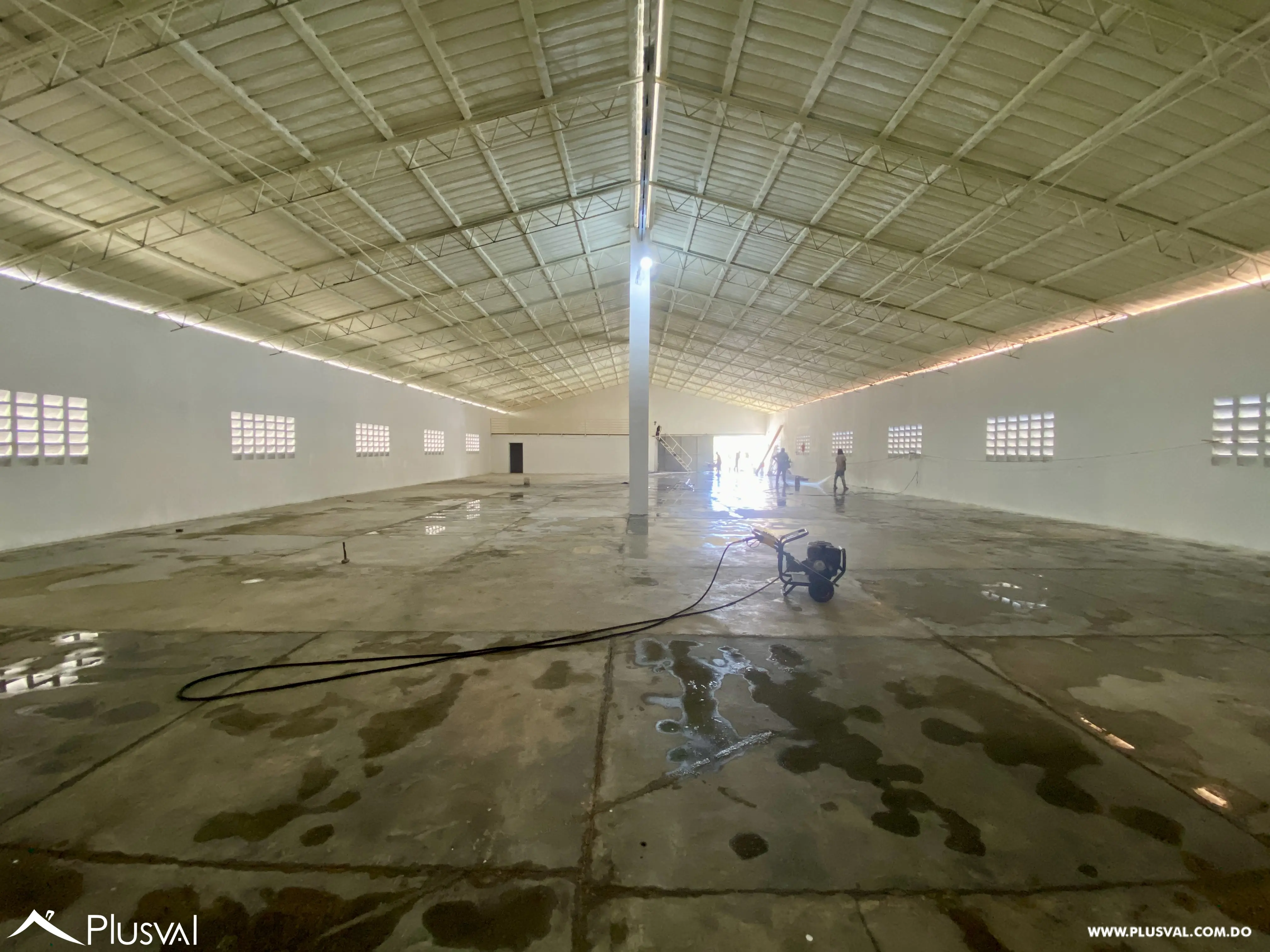 Alquiler de Nave Industrial 800 m² con oficinas y mezzanine en la Av. Independencia 455429