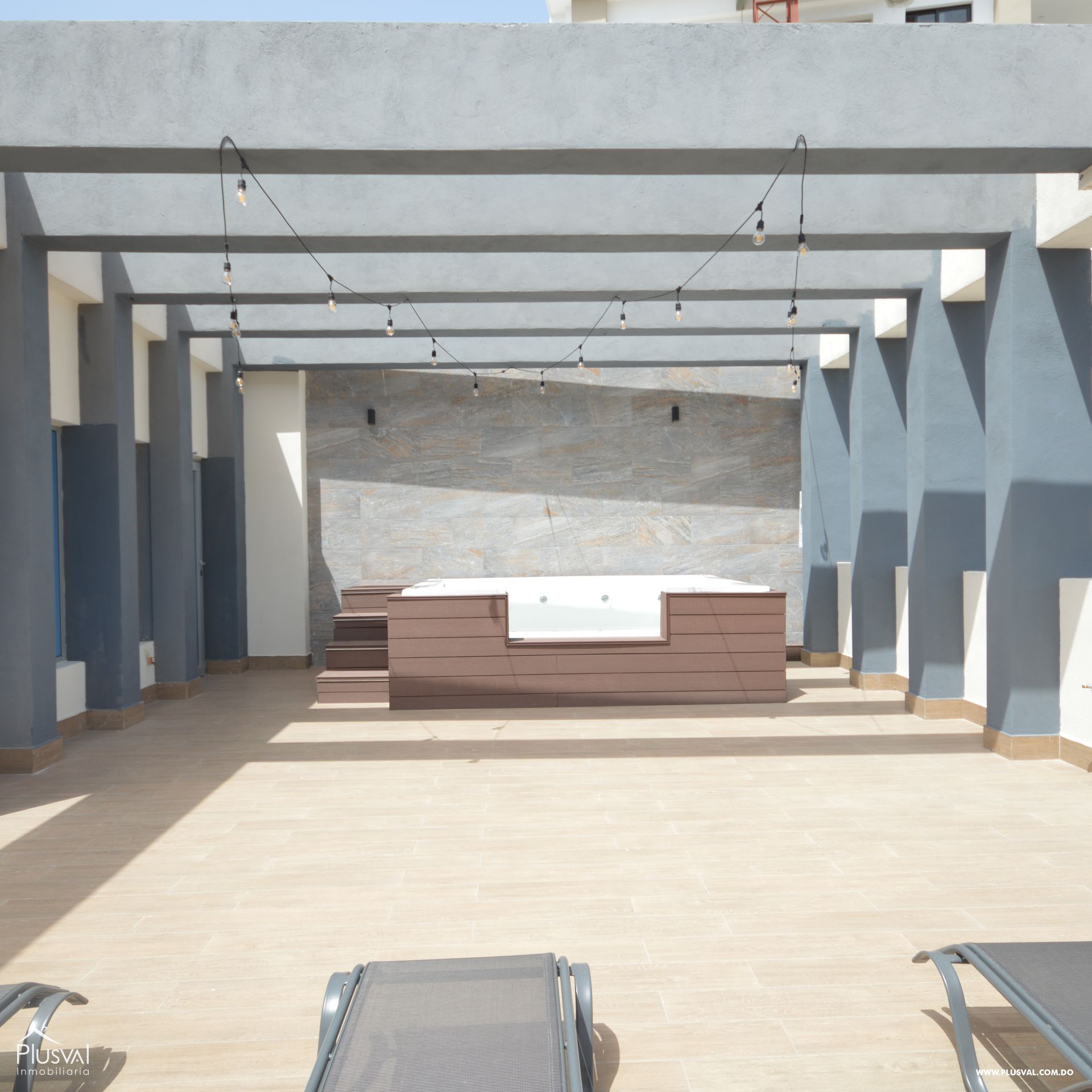 Alquiler Apartamento Amueblado con Terraza en alquiler en Serralles 222892