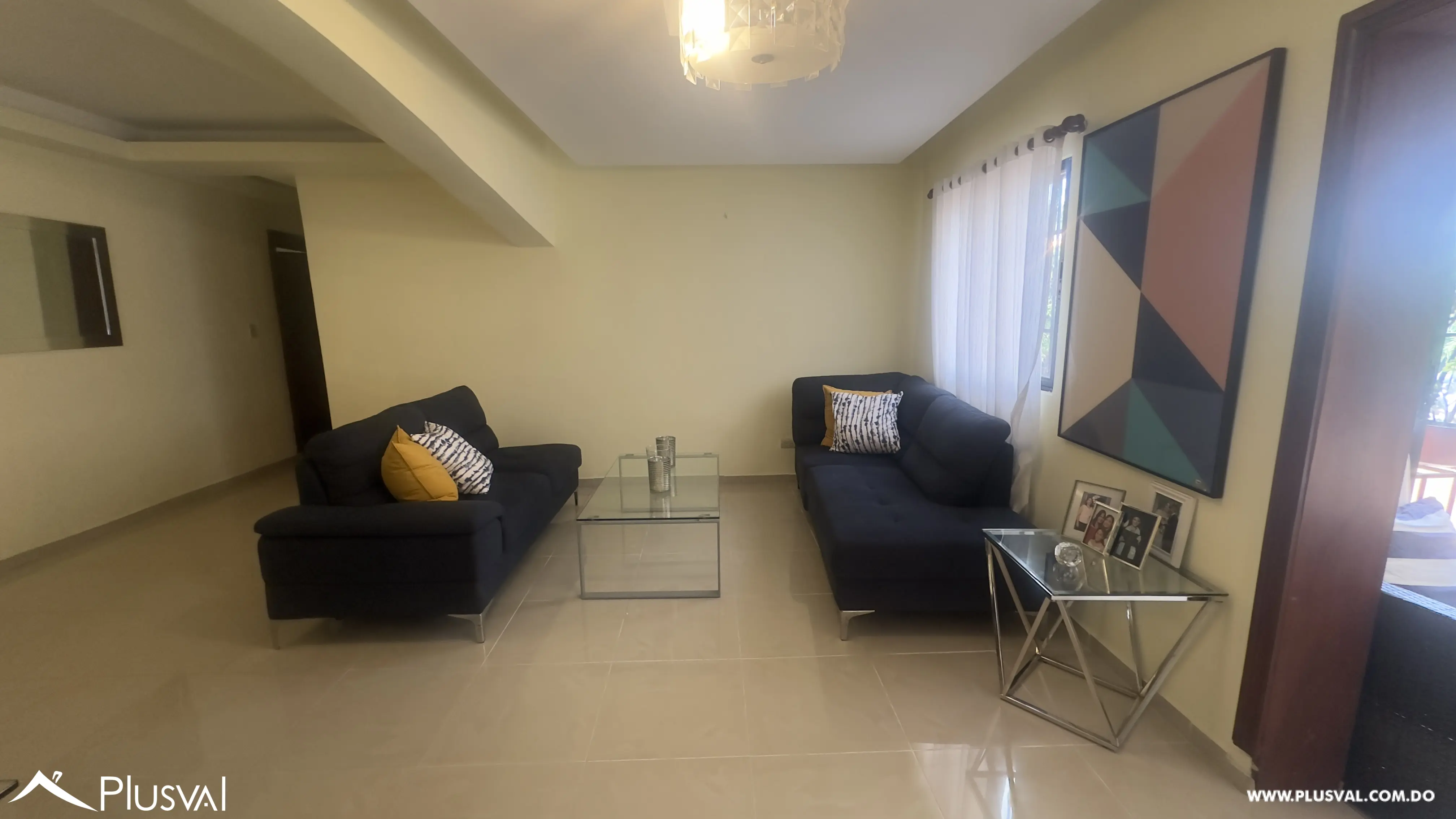 Apartamento de 3 habitaciones con 1 parqueo en una ubicación estratégica y lista para vivir. 458229