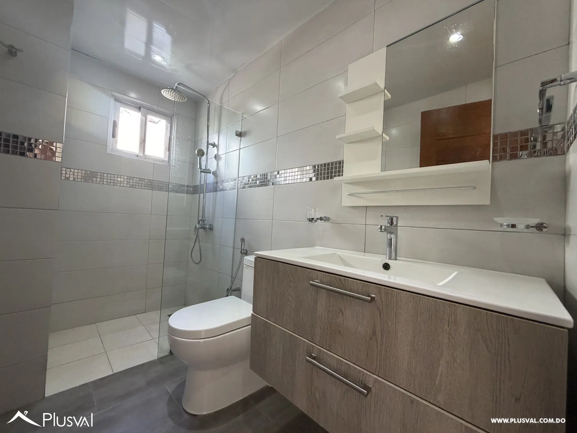Apartamento en la Esperilla con terraza y una excelente distribución. 489204