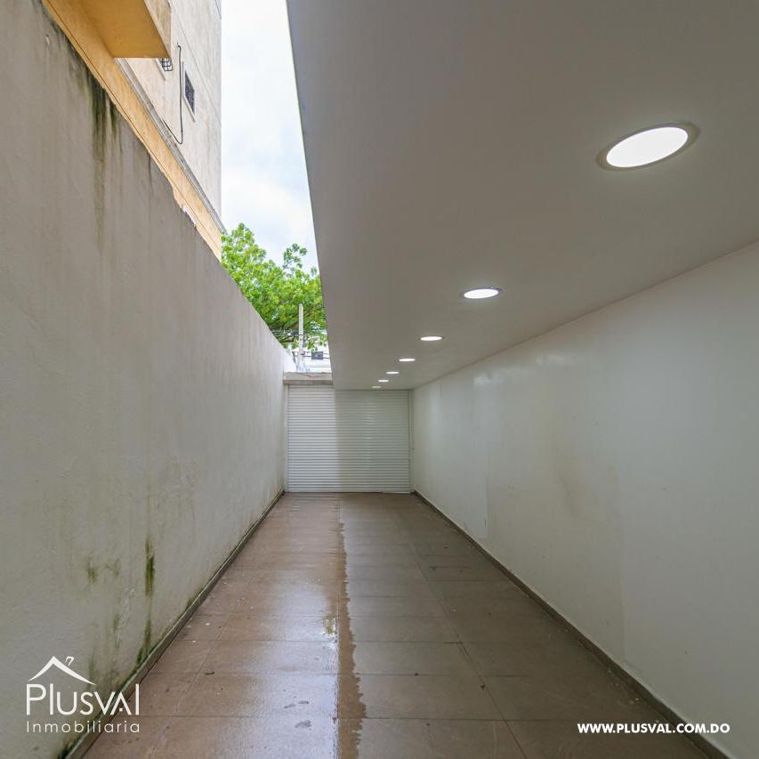Edificio Multifuncional de Inversión en la Avenida Enriquillo: Oportunidad de Crecimiento y Rentabilidad 419092