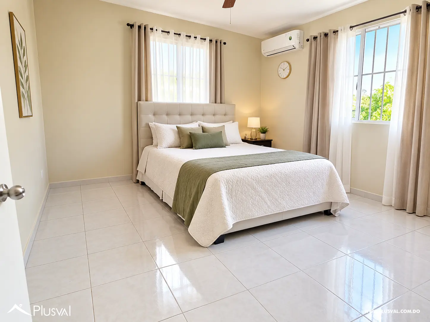 CASA GRANDE EN VENTA  EN EL CENTRO DE BOCA CHICA, IDEAL PARA INVERSION O VIVIR 529881