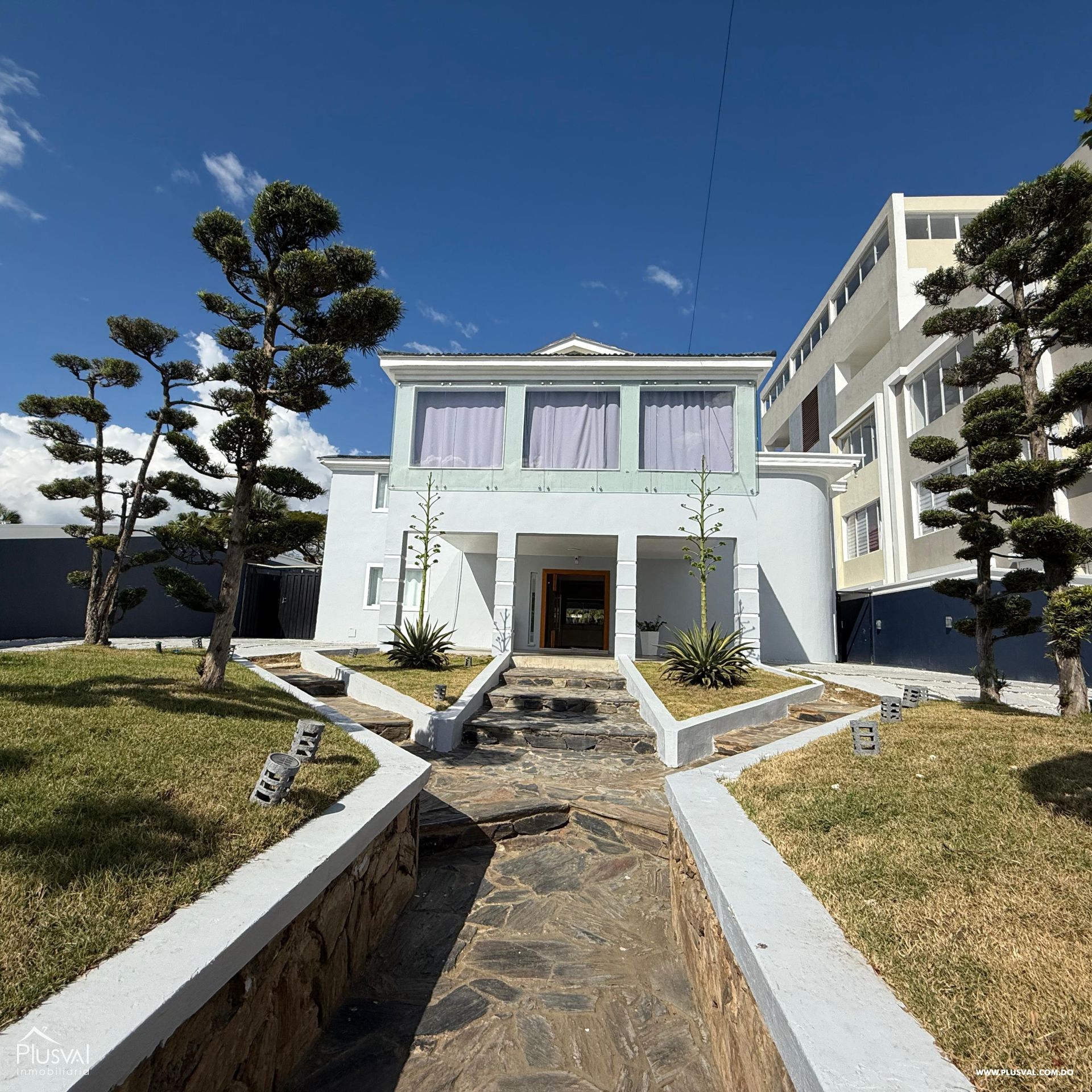 Casa en Venta con Amplios Espacios ubicada en Cerro Alto 410849