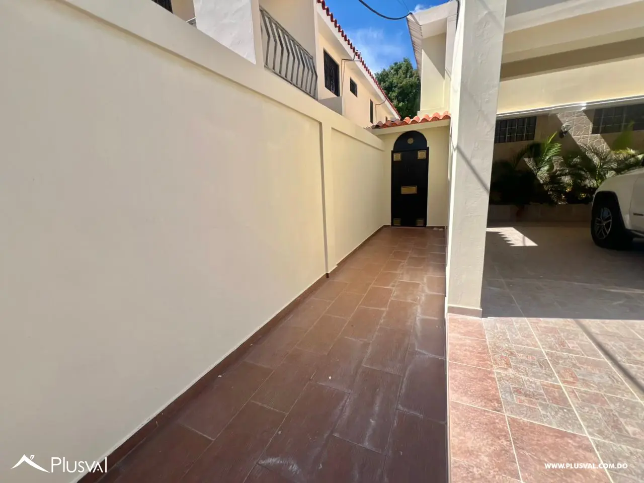 Casa en Bani de 6 habitaciones 497664