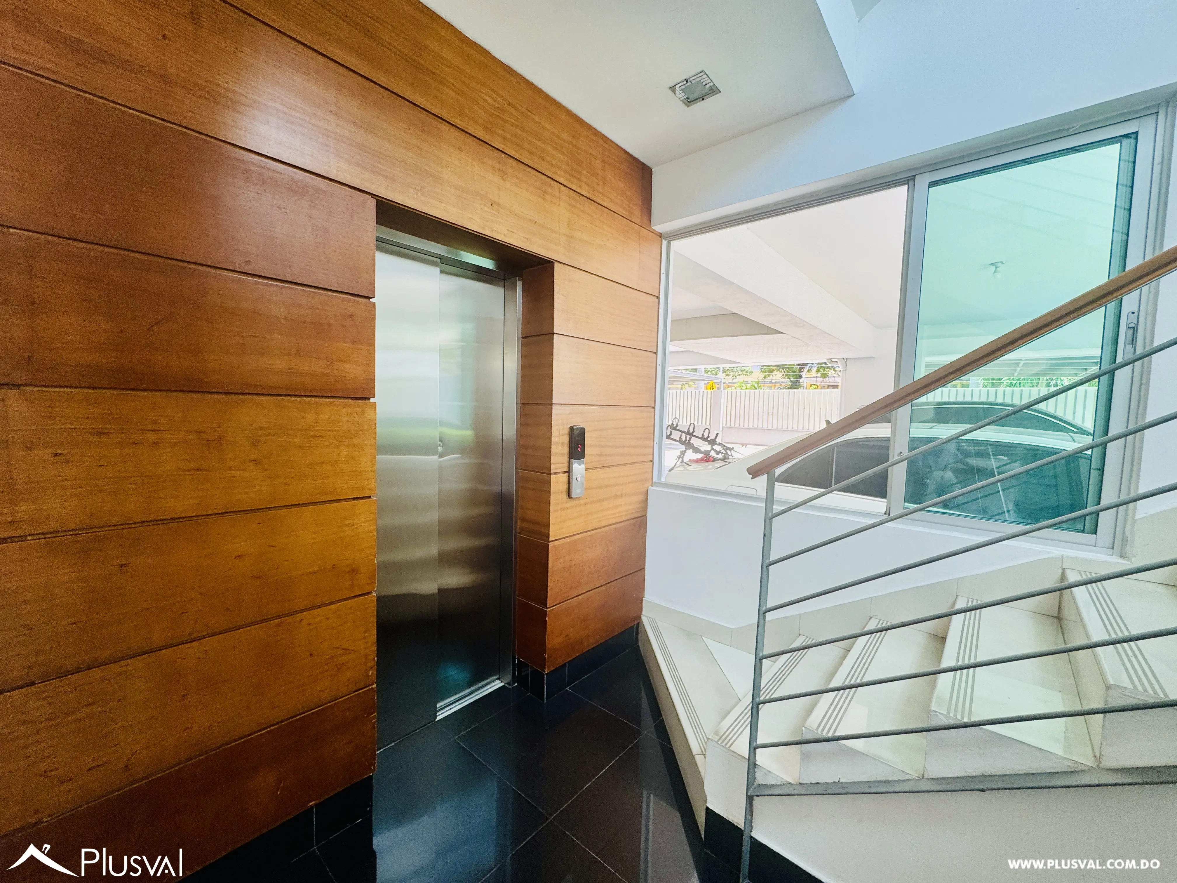 Amplio Penthouse en venta con terraza privada y jazcuzzi 511305