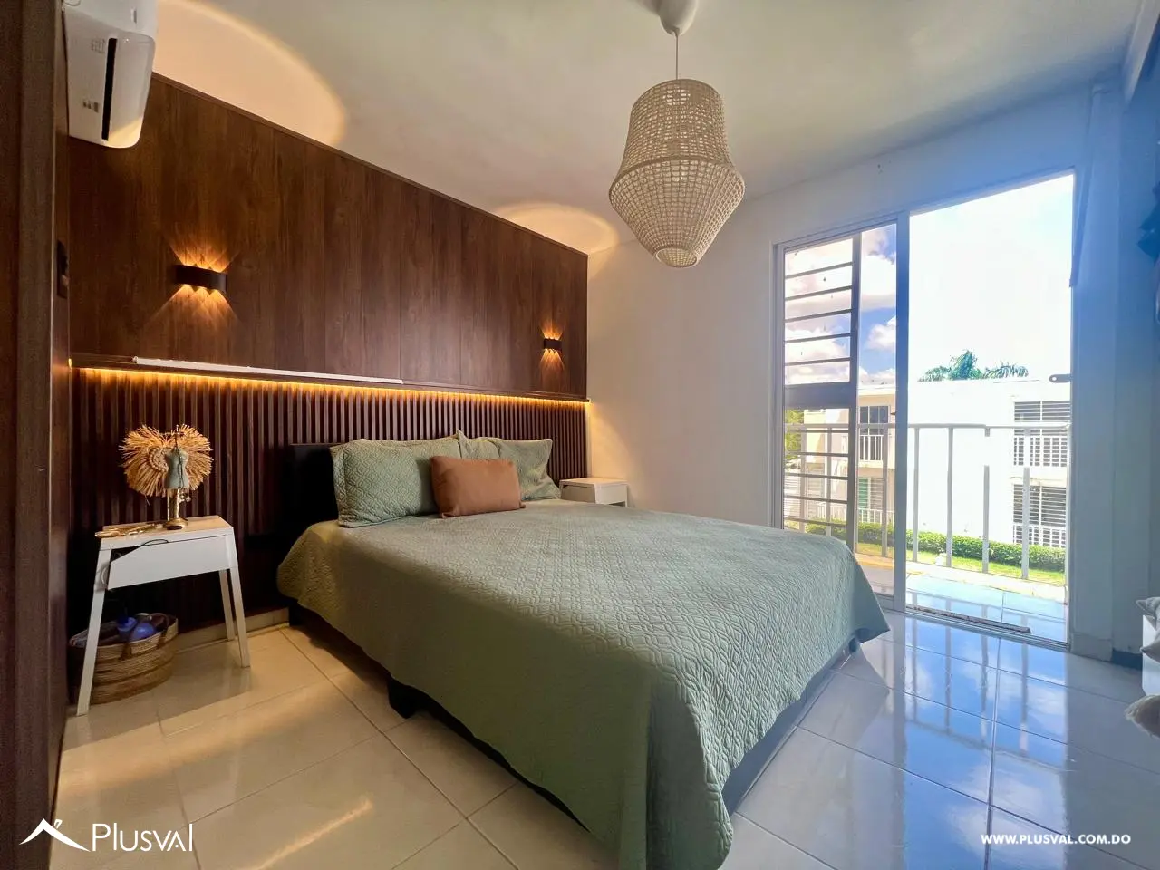 Casa dúplex en venta en Colinas del Viento con patio 526931
