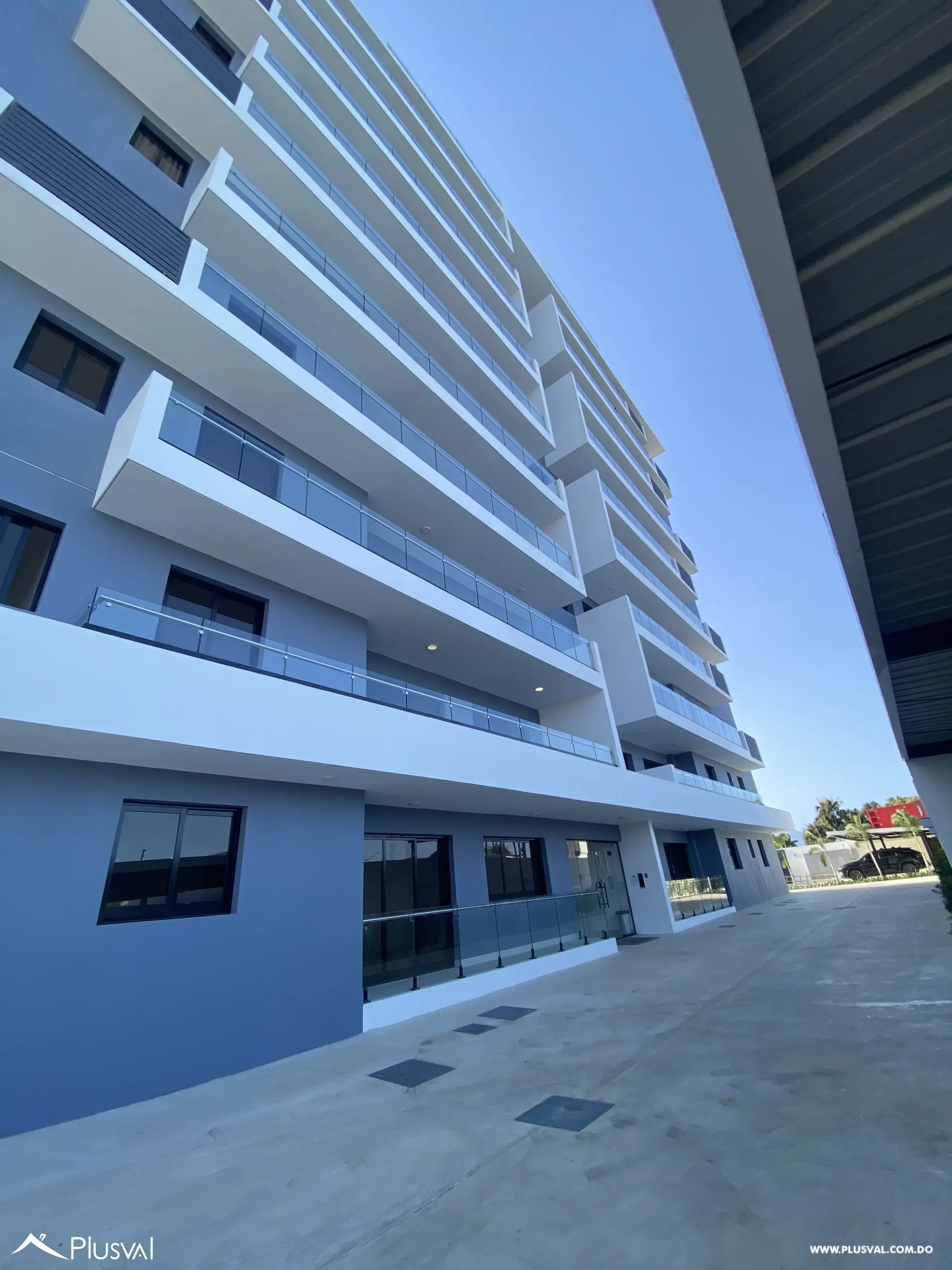 Apartamento en Segundo Nivel con Excelentes Amenidades y a Minutos del Aeropuerto del Cibao 517608